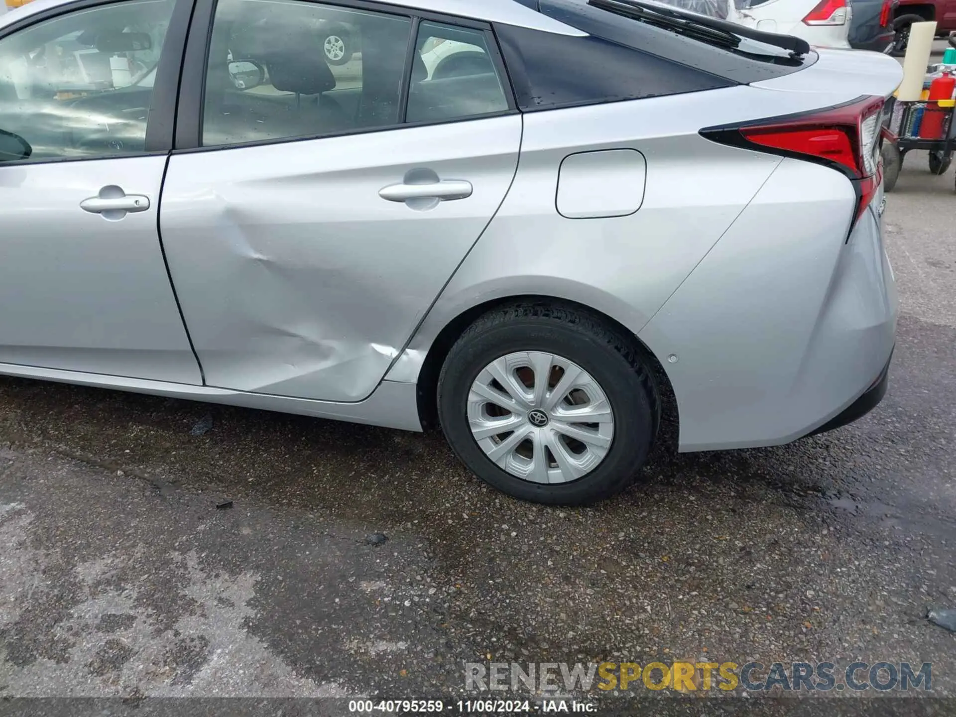 12 Photograph of a damaged car JTDKAMFU7N3188741 TOYOTA PRIUS 2022
