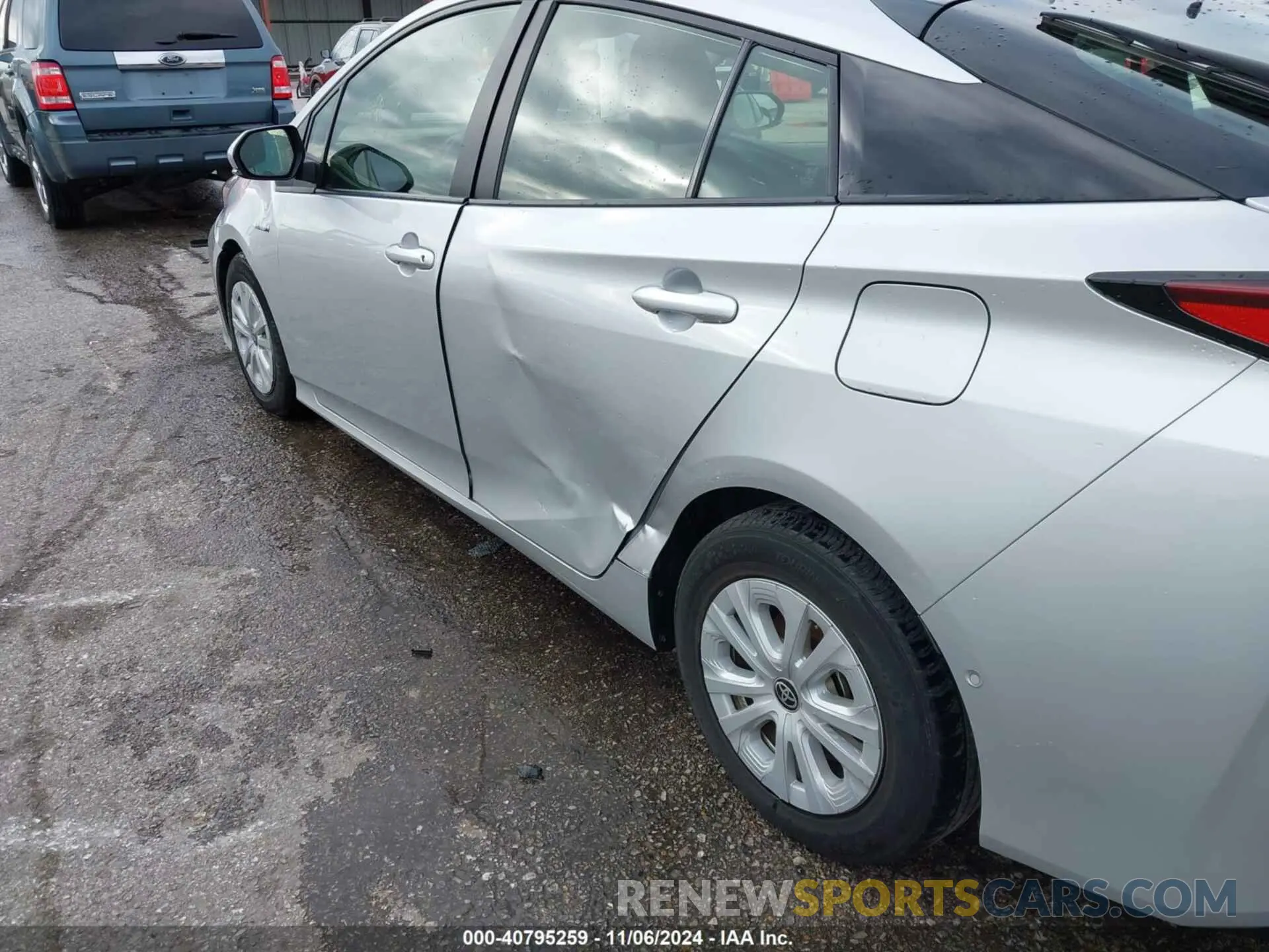 6 Photograph of a damaged car JTDKAMFU7N3188741 TOYOTA PRIUS 2022
