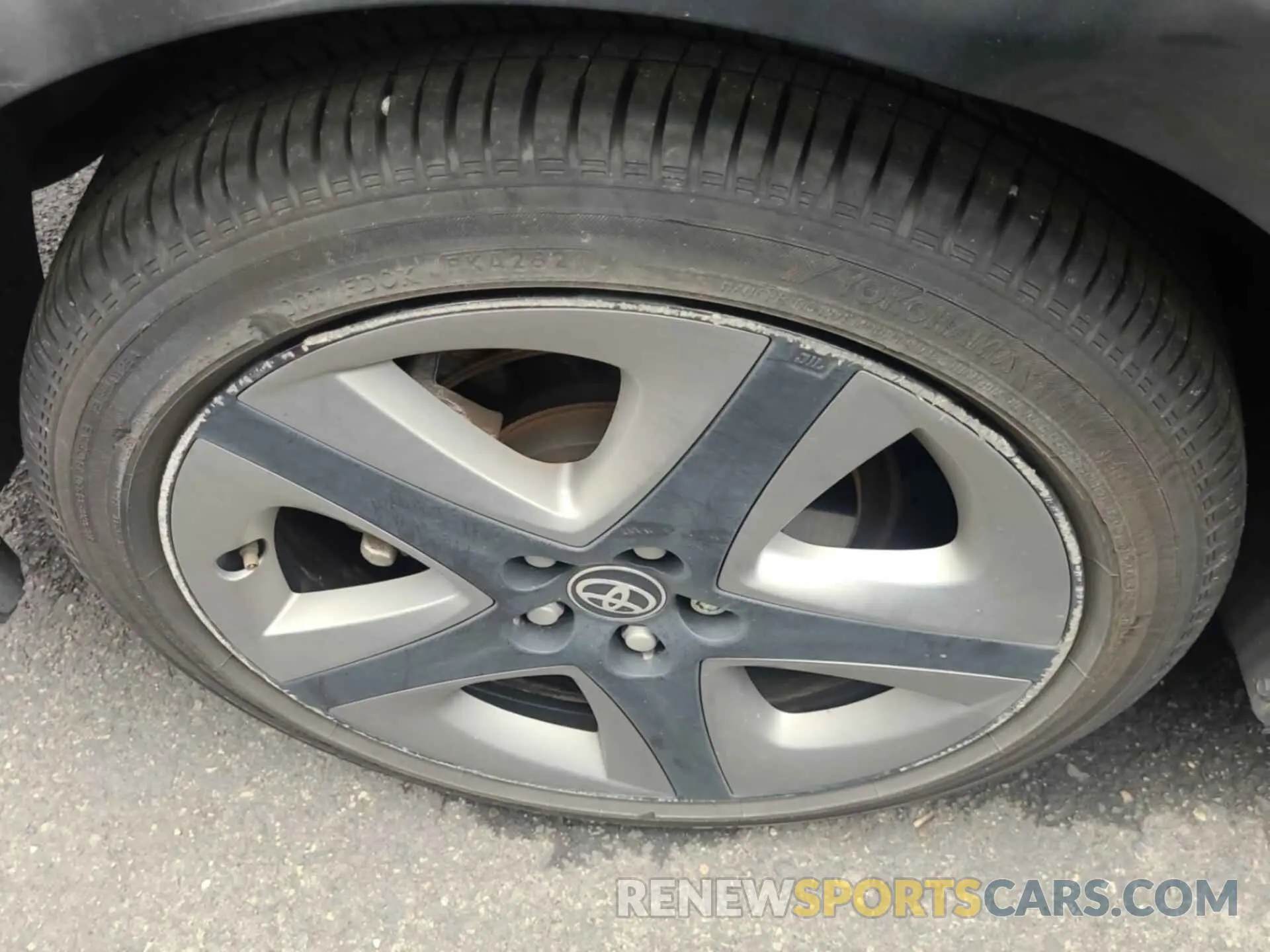 2 Photograph of a damaged car JTDKAMFU8N3160835 TOYOTA PRIUS 2022
