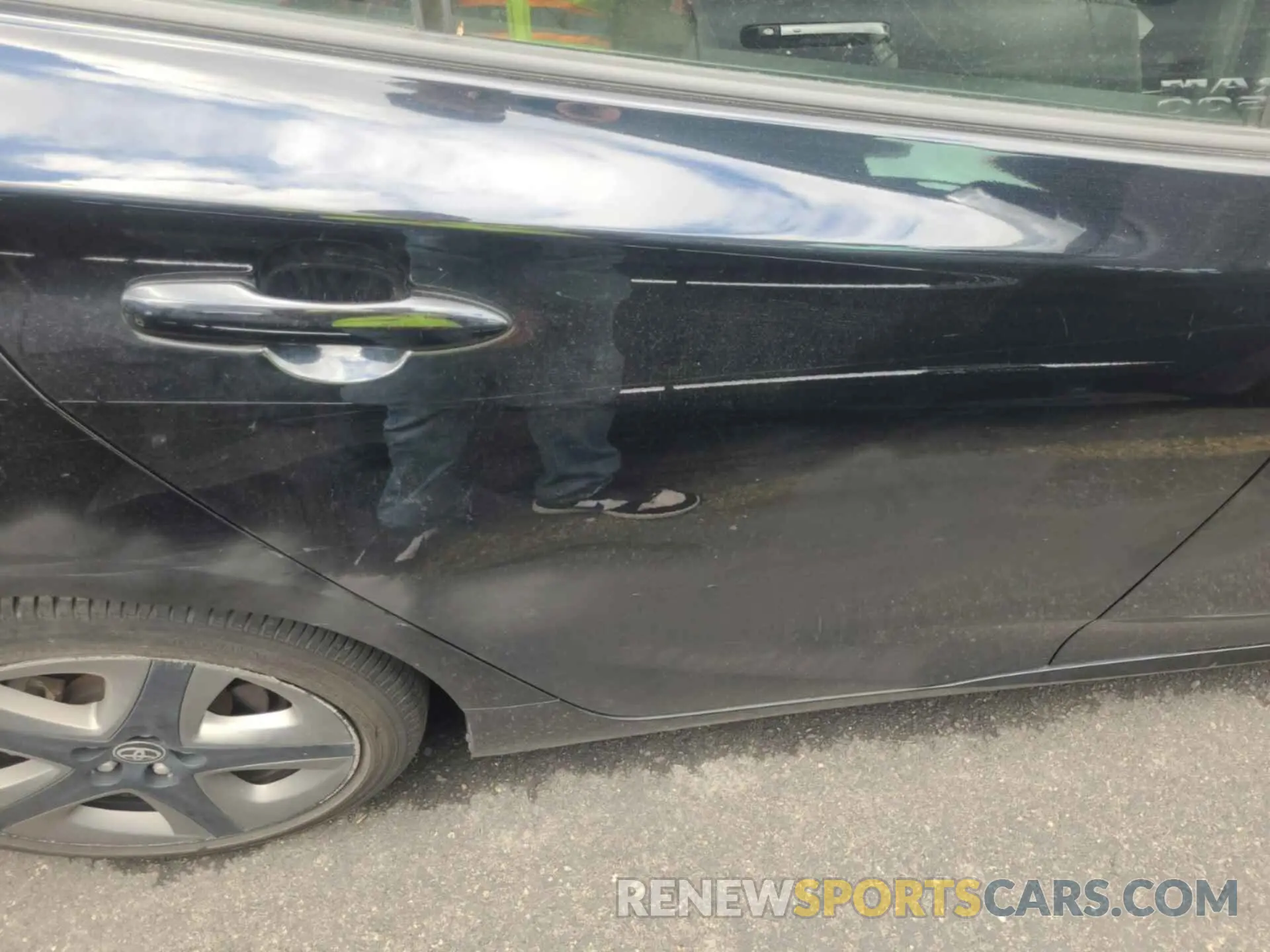 4 Photograph of a damaged car JTDKAMFU8N3160835 TOYOTA PRIUS 2022