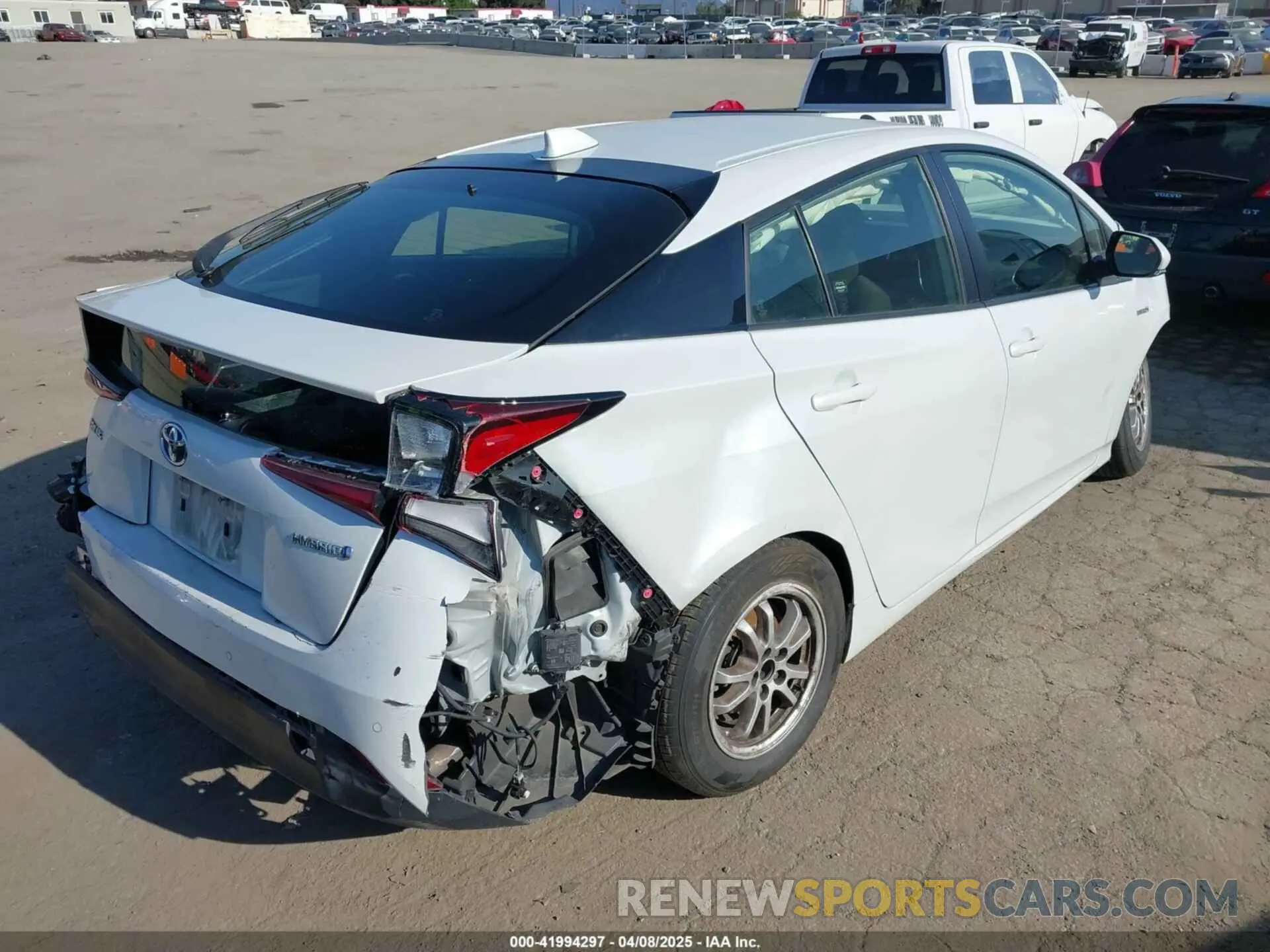 4 Photograph of a damaged car JTDKAMFU9N3154977 TOYOTA PRIUS 2022