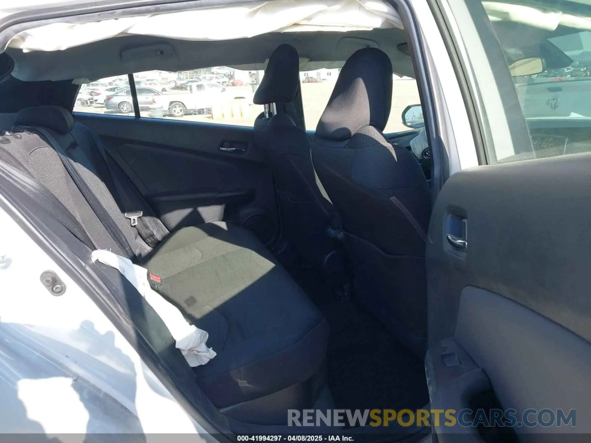 8 Photograph of a damaged car JTDKAMFU9N3154977 TOYOTA PRIUS 2022