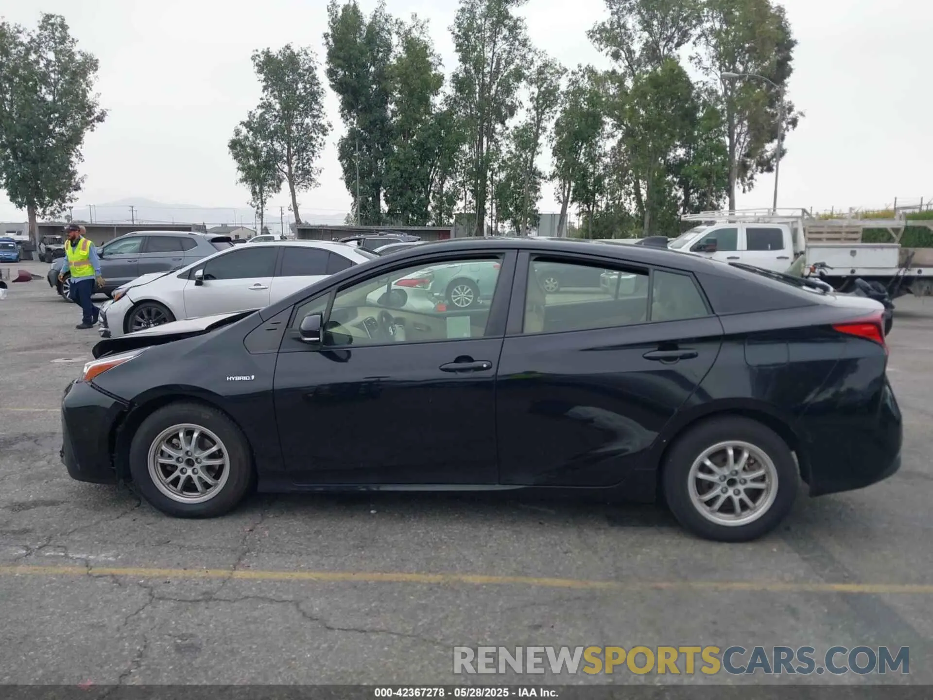 14 Photograph of a damaged car JTDKAMFU9N3155157 TOYOTA PRIUS 2022
