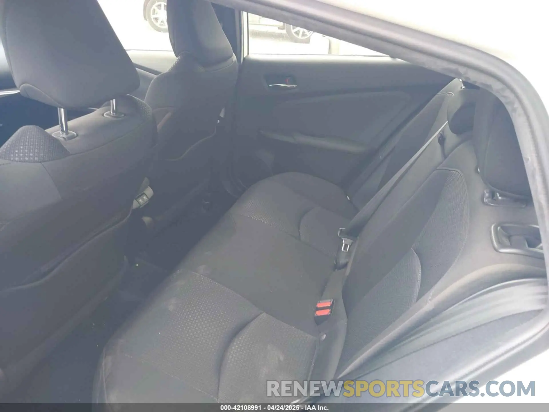 8 Photograph of a damaged car JTDKAMFU9N3164134 TOYOTA PRIUS 2022