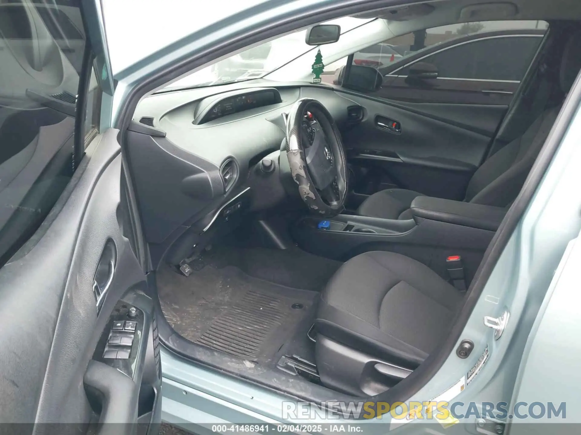 5 Photograph of a damaged car JTDKAMFU9N3186859 TOYOTA PRIUS 2022