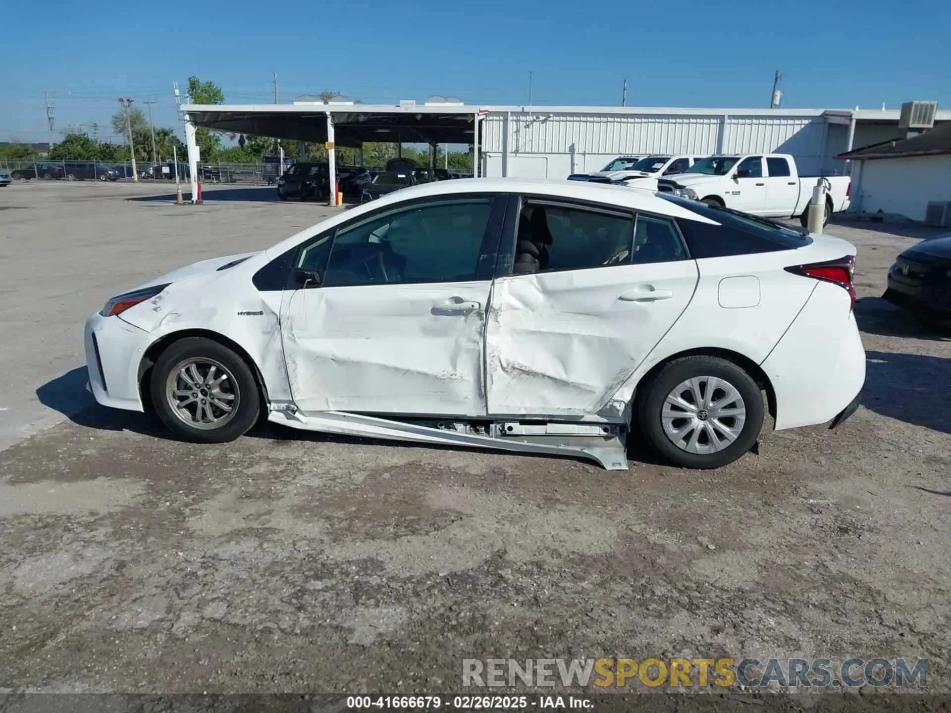 14 Photograph of a damaged car JTDKAMFUXN3163123 TOYOTA PRIUS 2022