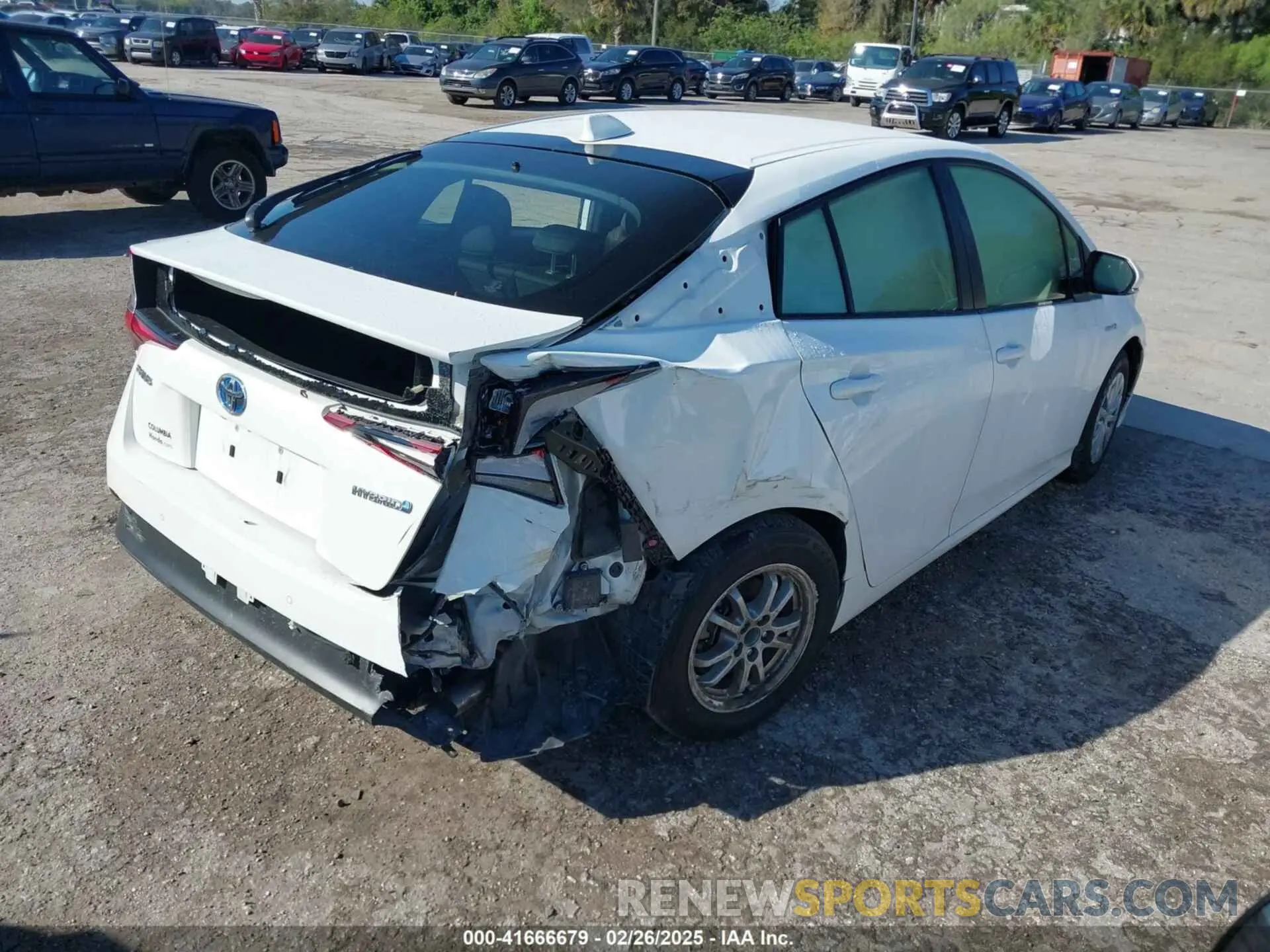4 Photograph of a damaged car JTDKAMFUXN3163123 TOYOTA PRIUS 2022