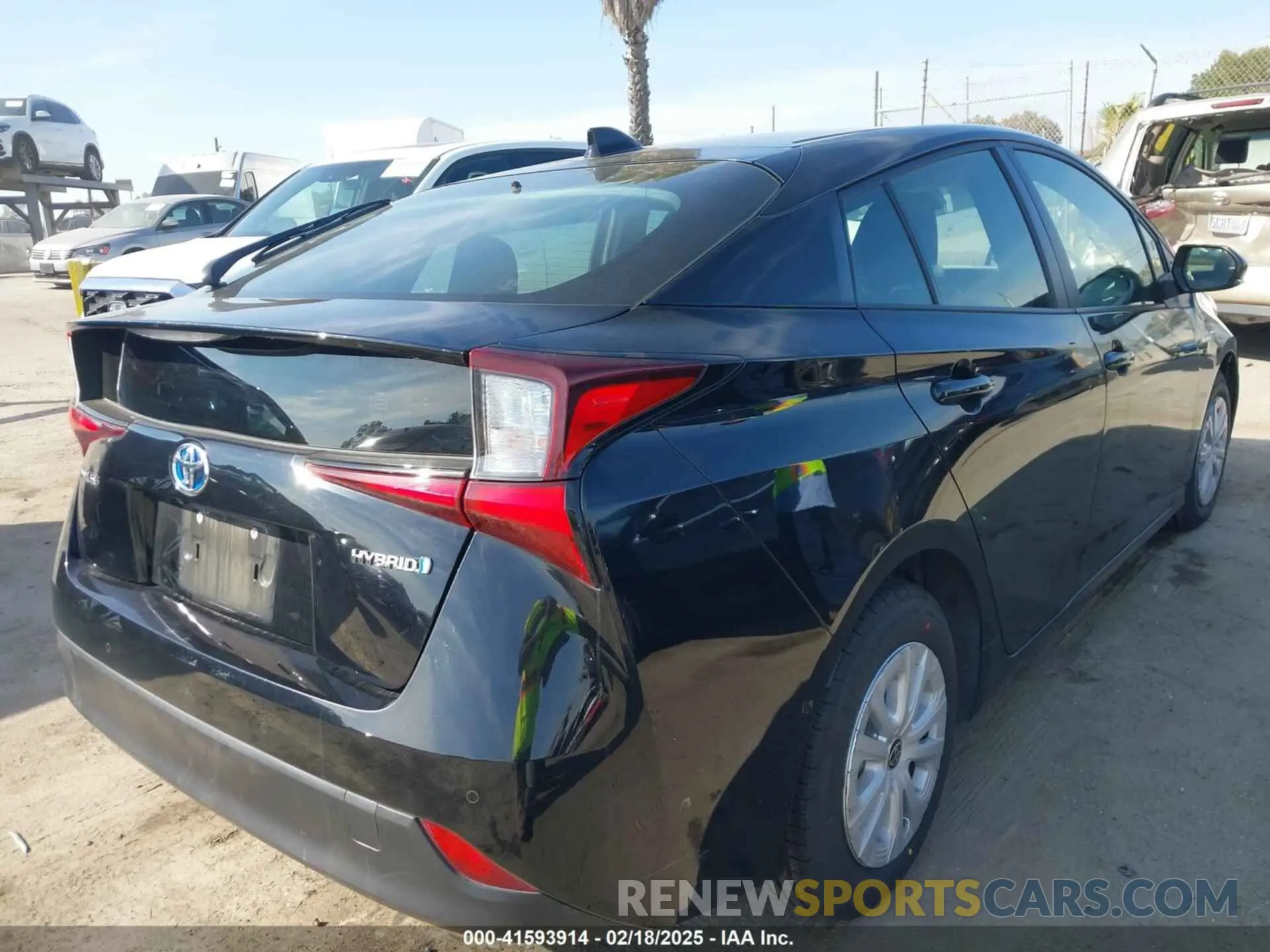 4 Photograph of a damaged car JTDKAMFUXN3163364 TOYOTA PRIUS 2022
