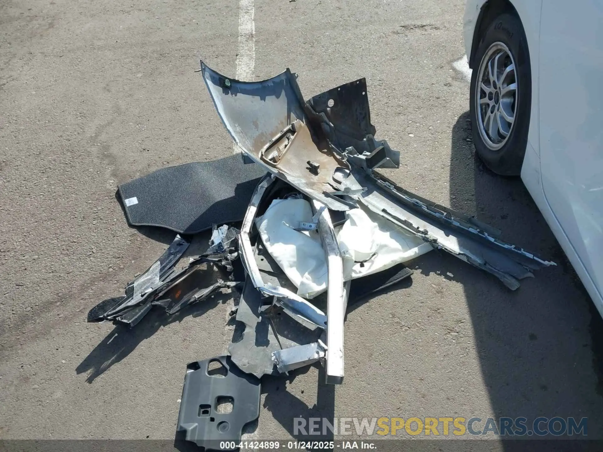 11 Photograph of a damaged car JTDKAMFUXN3179743 TOYOTA PRIUS 2022