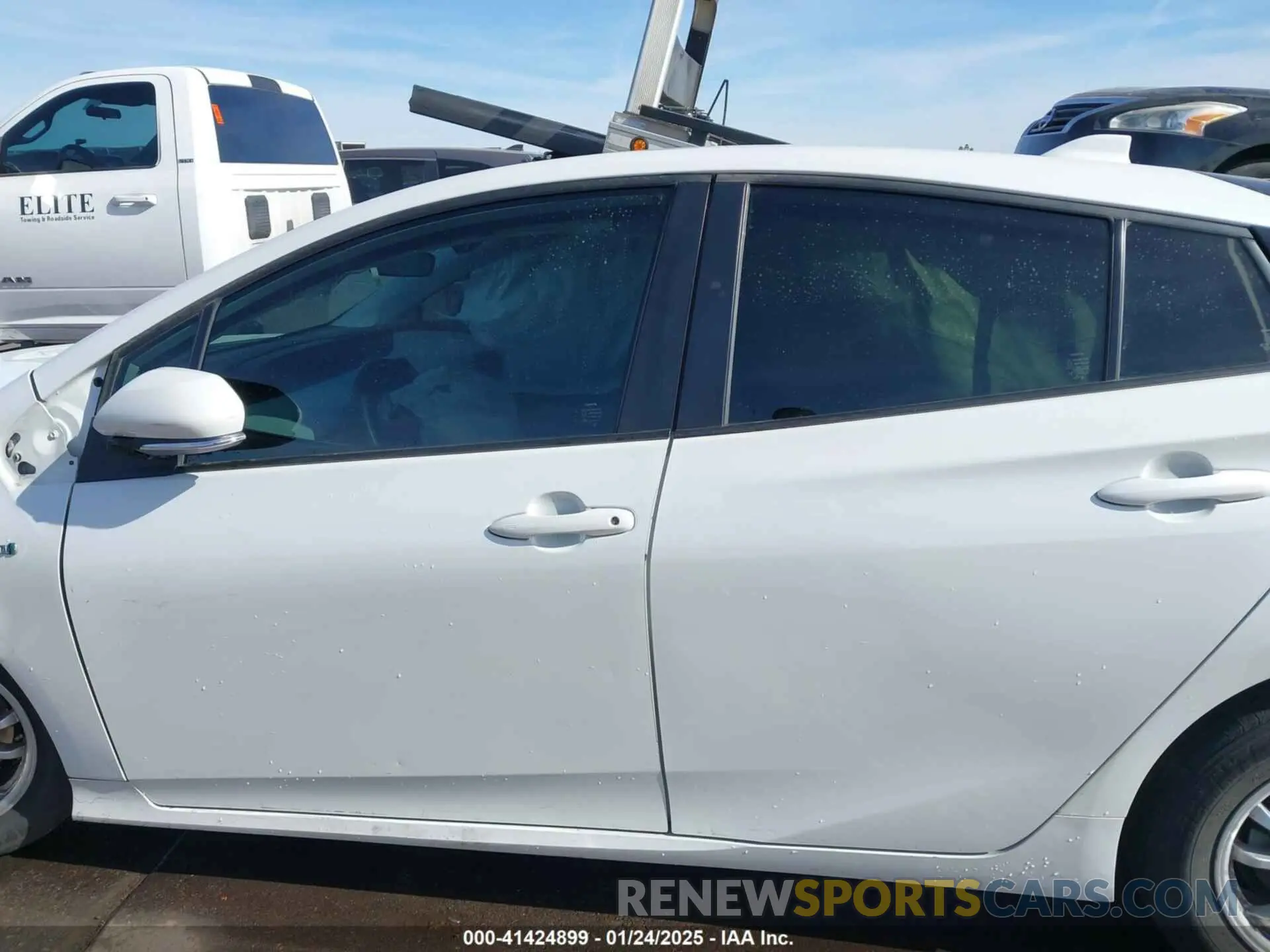 14 Photograph of a damaged car JTDKAMFUXN3179743 TOYOTA PRIUS 2022