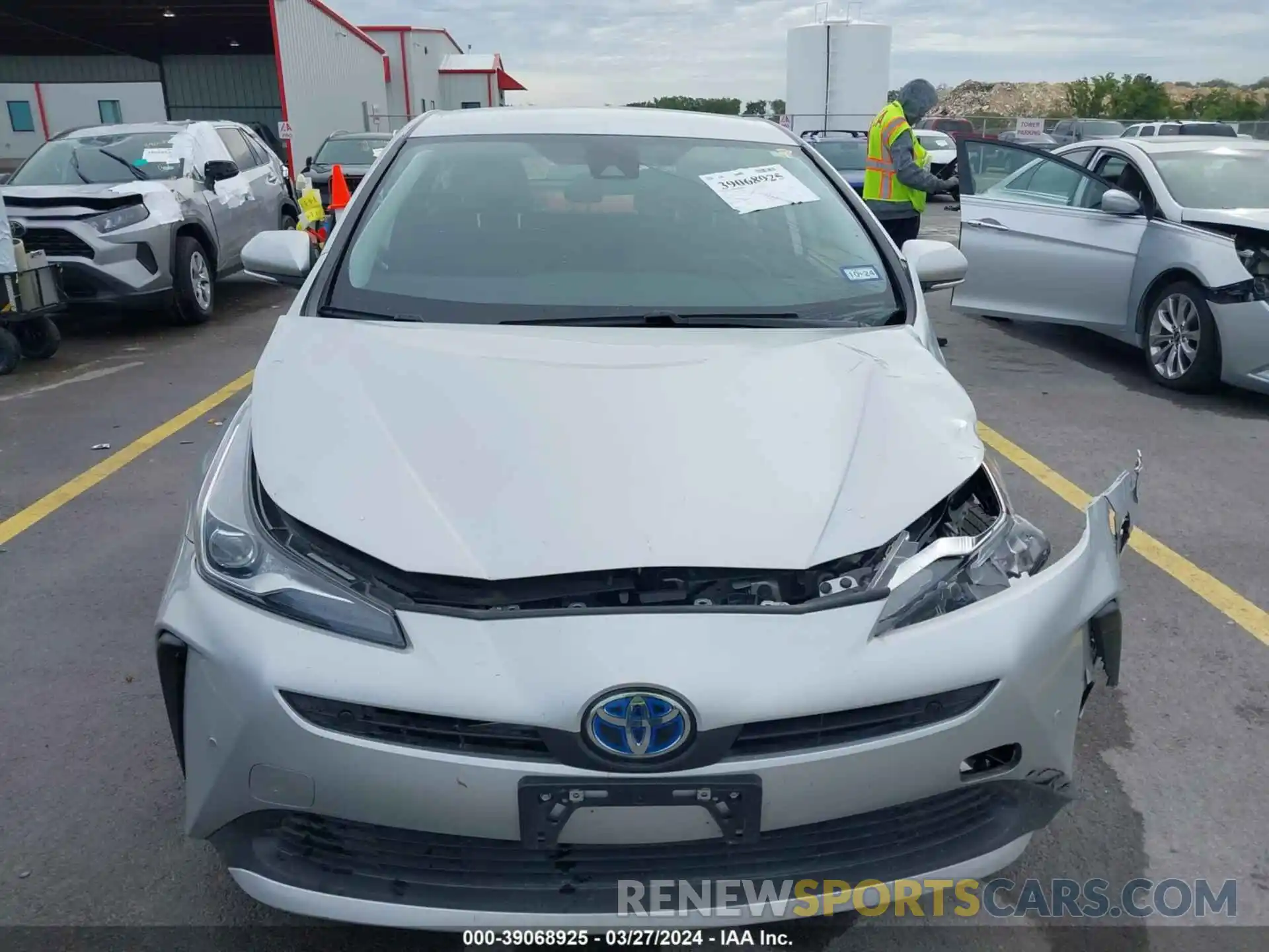 13 Photograph of a damaged car JTDKAMFUXN3189625 TOYOTA PRIUS 2022