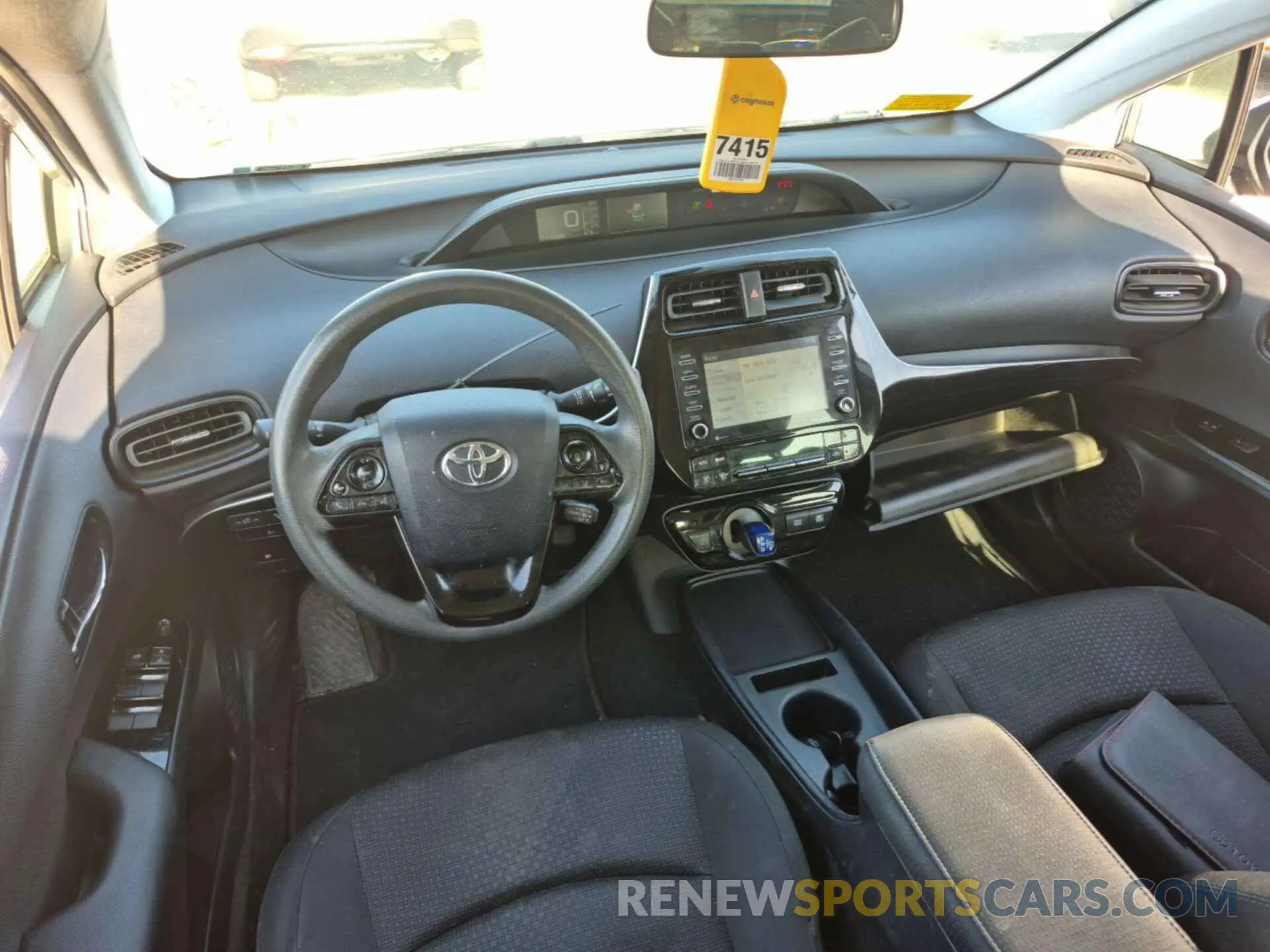 17 Photograph of a damaged car JTDL9MFU2N3033303 TOYOTA PRIUS 2022