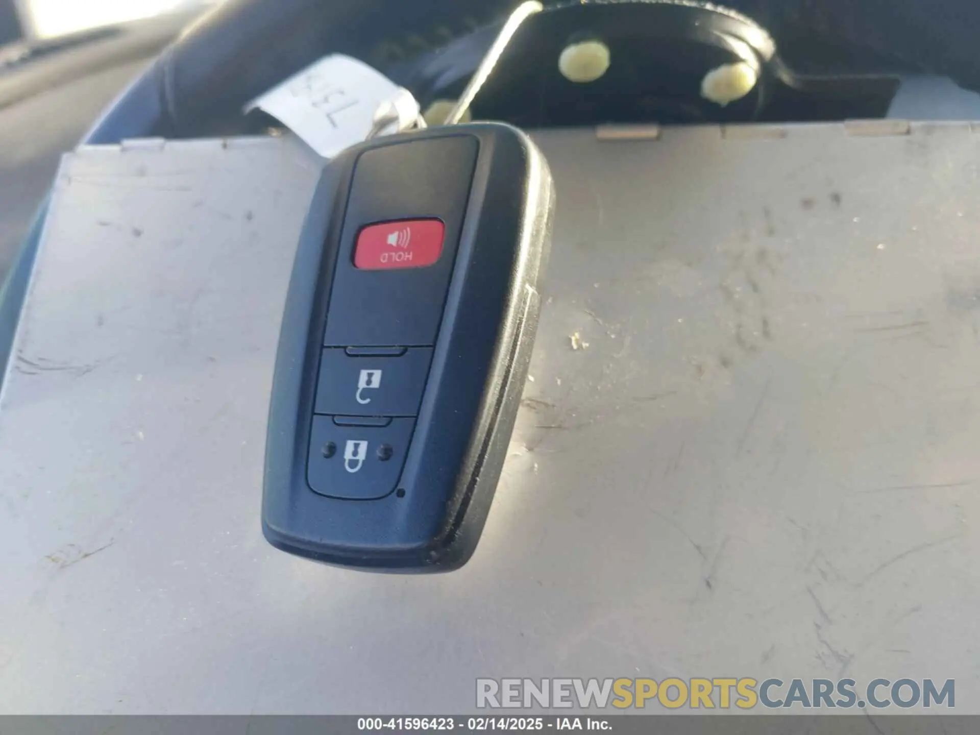 11 Photograph of a damaged car JTDL9MFU4N3037305 TOYOTA PRIUS 2022
