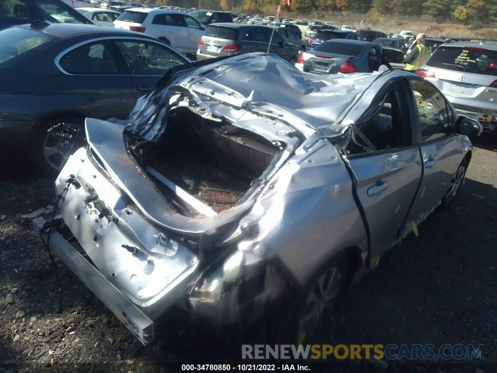 6 Photograph of a damaged car JTDL9MFU5N3031335 TOYOTA PRIUS 2022