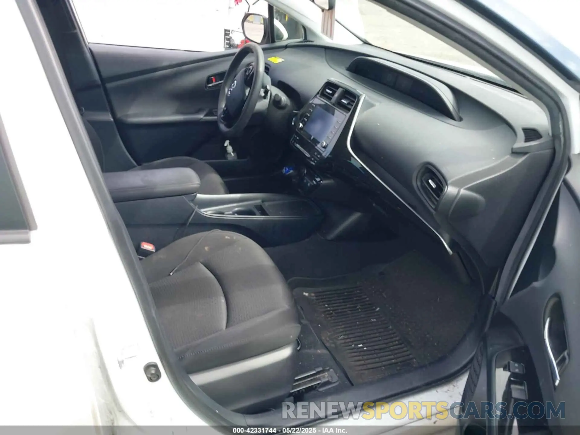 5 Photograph of a damaged car JTDL9MFU6N3034955 TOYOTA PRIUS 2022