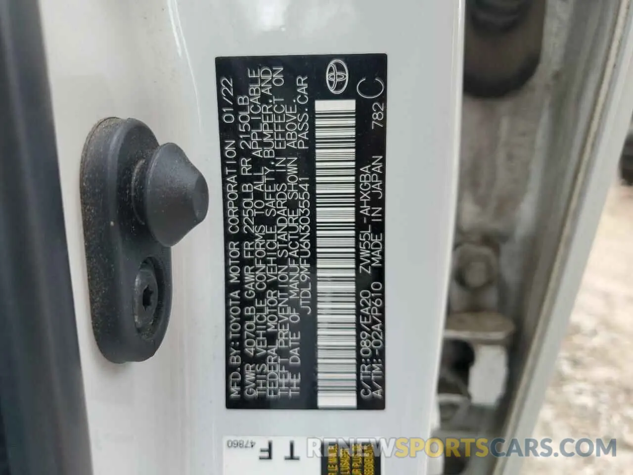12 Photograph of a damaged car JTDL9MFU6N3035541 TOYOTA PRIUS 2022