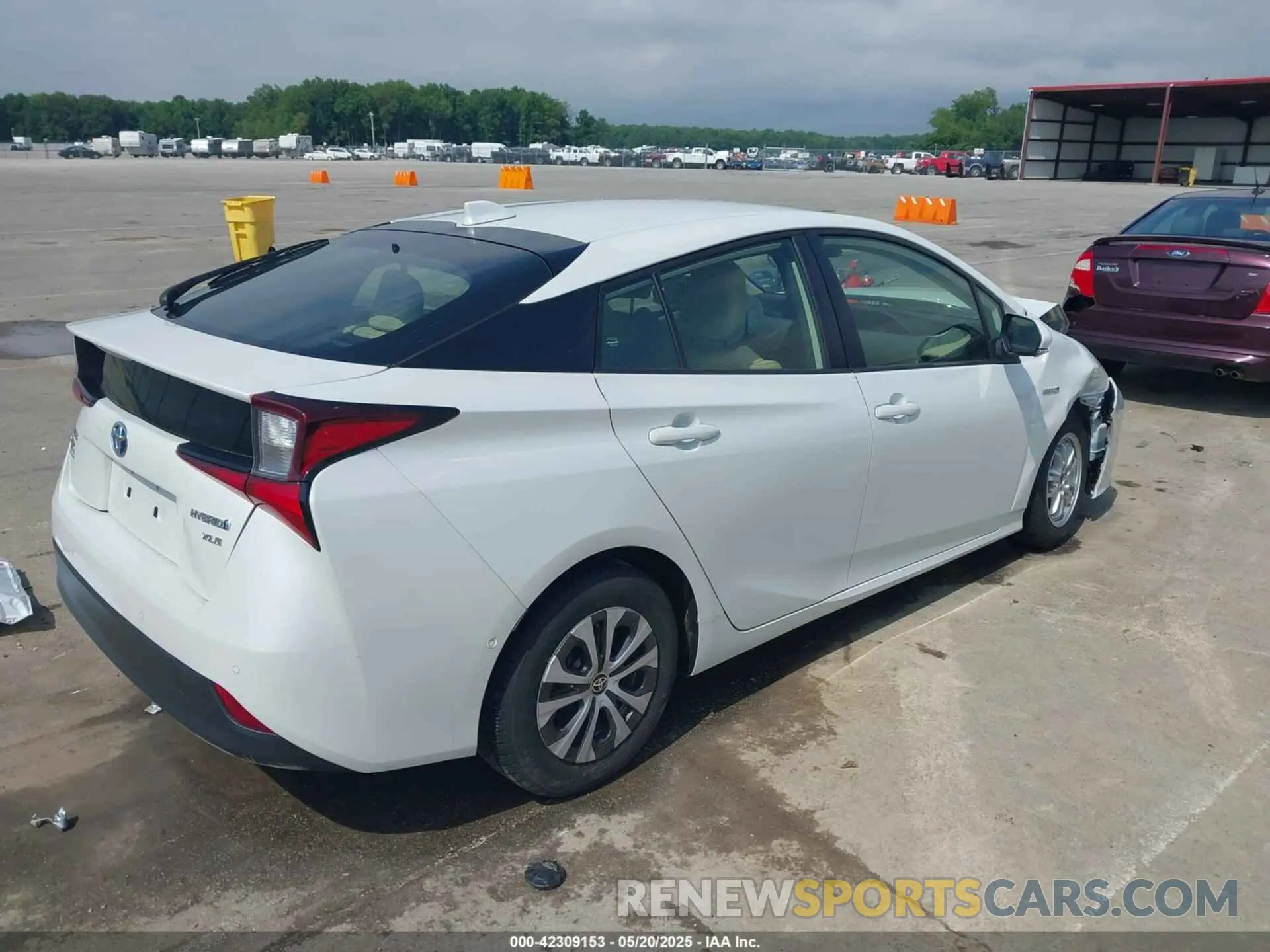 4 Photograph of a damaged car JTDL9MFU6N3037807 TOYOTA PRIUS 2022