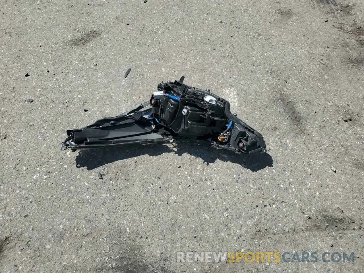 13 Photograph of a damaged car JTDL9MFU6N3039296 TOYOTA PRIUS 2022