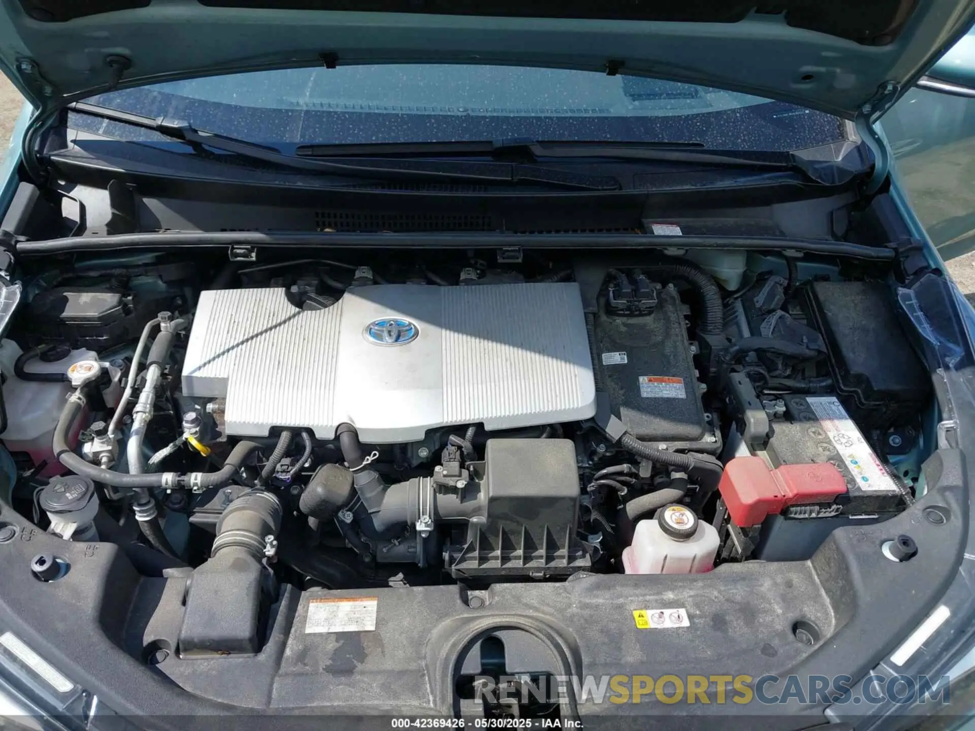 10 Photograph of a damaged car JTDL9MFU7N3032521 TOYOTA PRIUS 2022