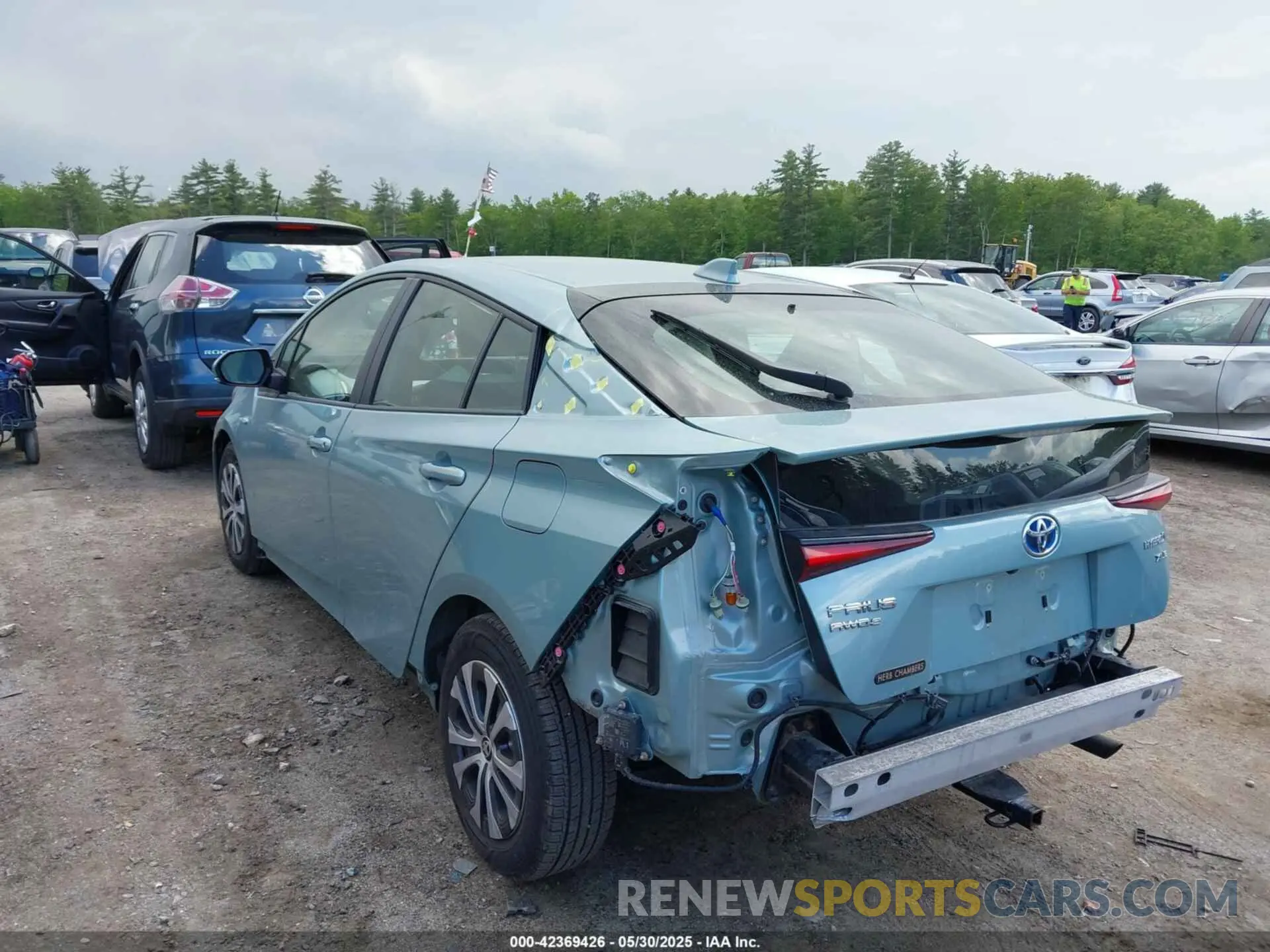 3 Photograph of a damaged car JTDL9MFU7N3032521 TOYOTA PRIUS 2022