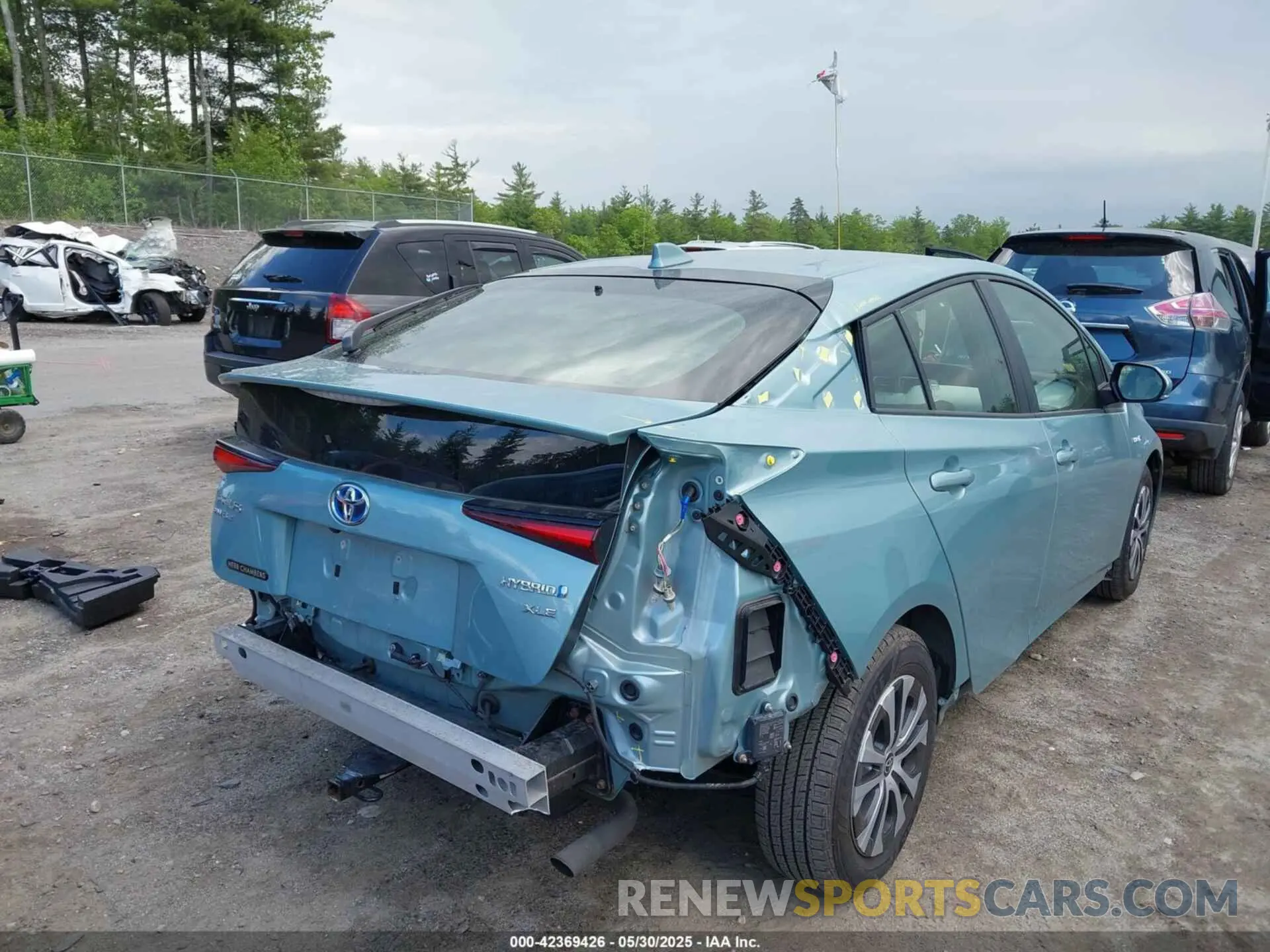4 Photograph of a damaged car JTDL9MFU7N3032521 TOYOTA PRIUS 2022