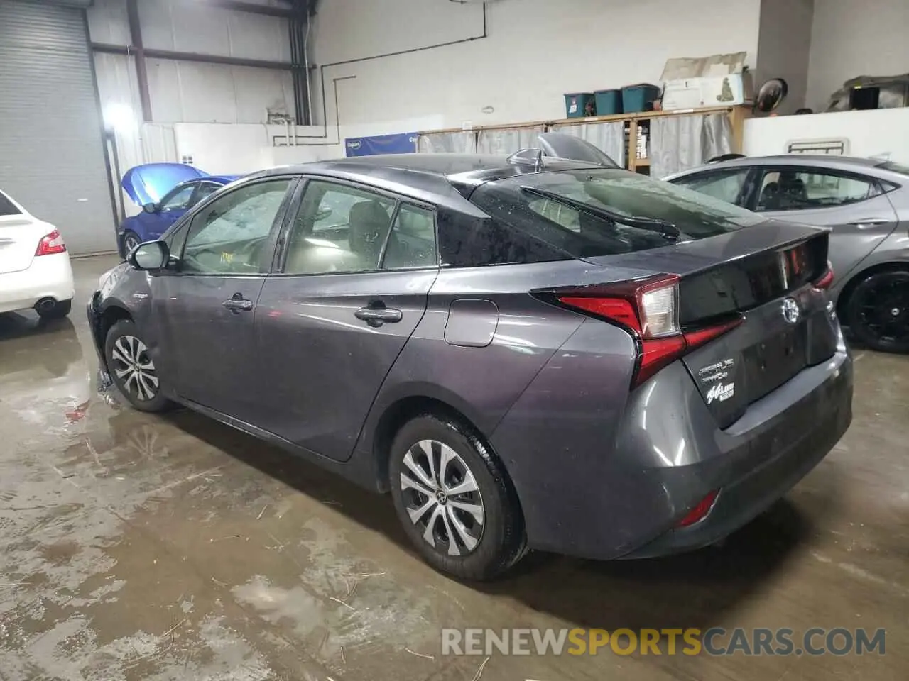 2 Photograph of a damaged car JTDL9MFU7N3034205 TOYOTA PRIUS 2022