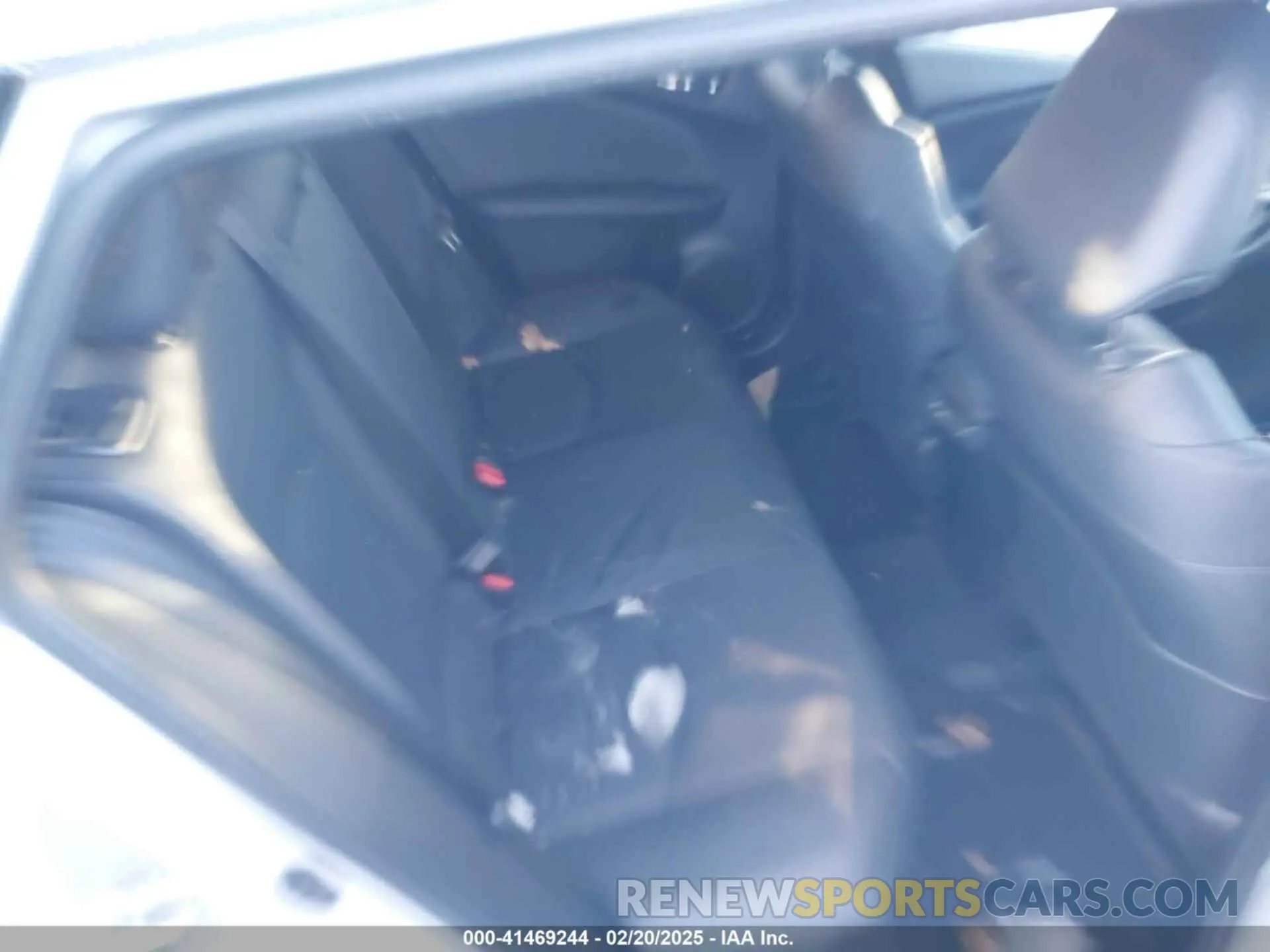 8 Photograph of a damaged car JTDL9MFU7N3040392 TOYOTA PRIUS 2022