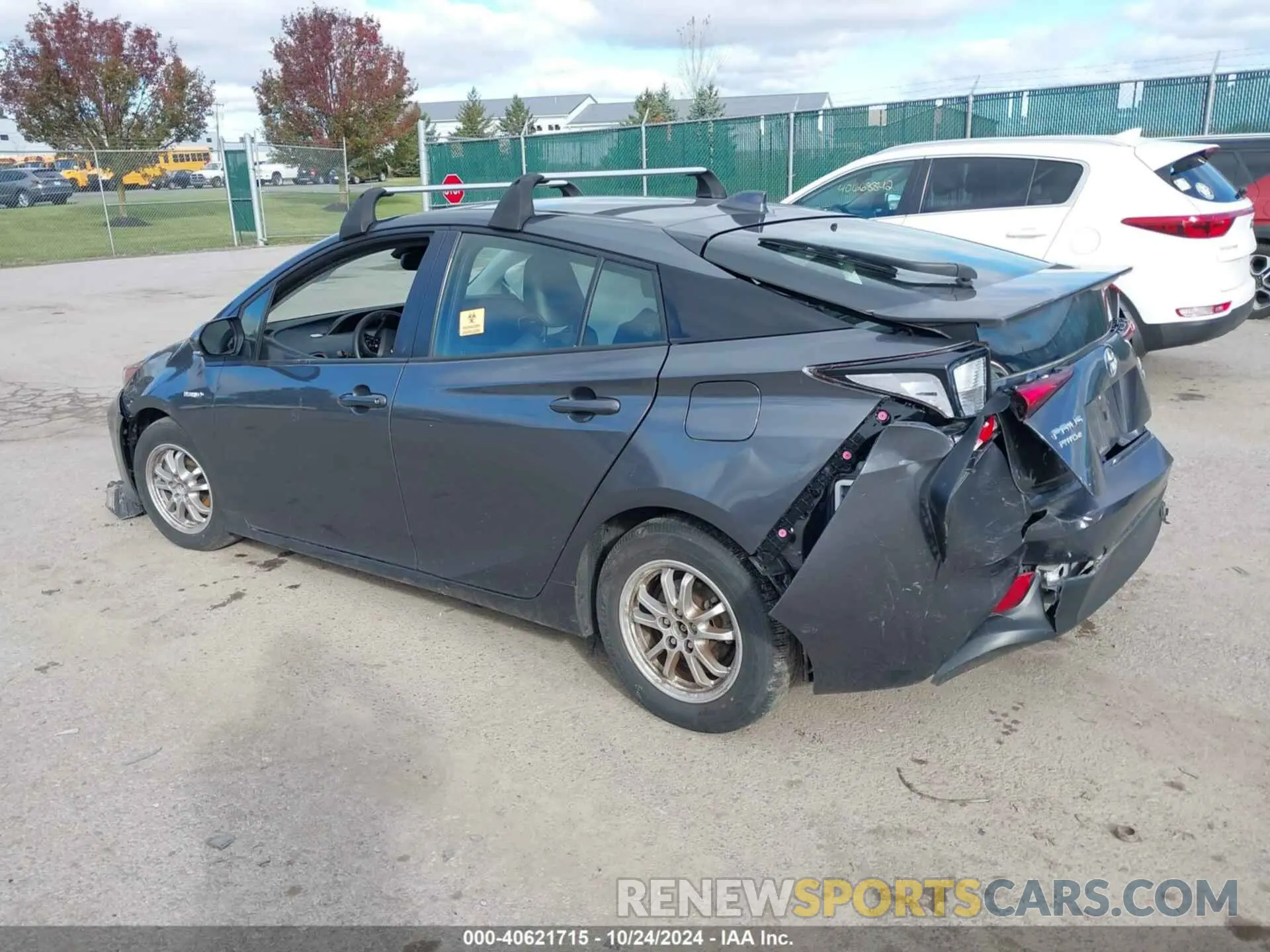 3 Photograph of a damaged car JTDL9MFU8N3040157 TOYOTA PRIUS 2022