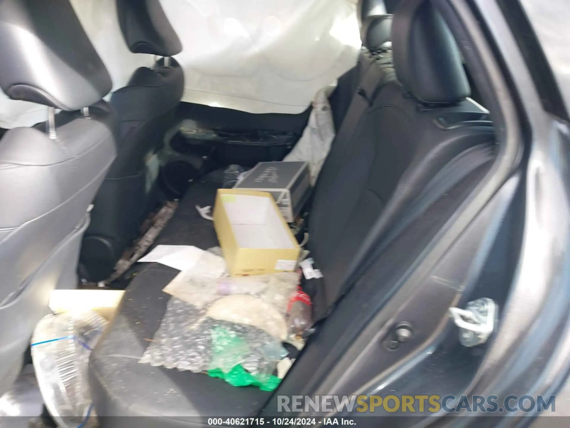 8 Photograph of a damaged car JTDL9MFU8N3040157 TOYOTA PRIUS 2022