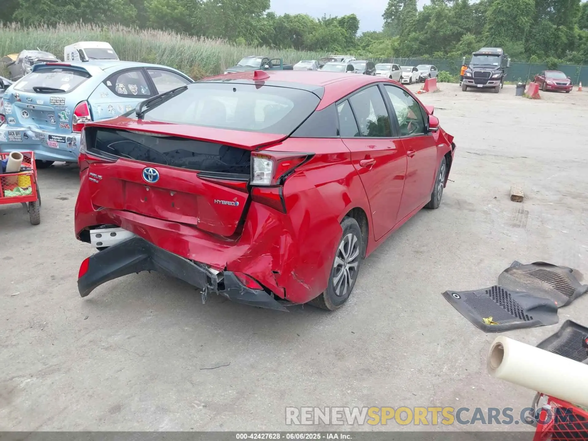 4 Photograph of a damaged car JTDL9MFU9N3034304 TOYOTA PRIUS 2022