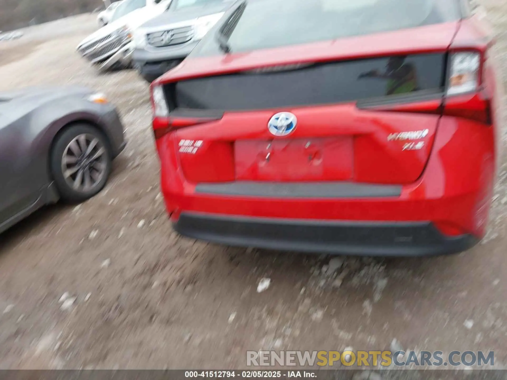 16 Photograph of a damaged car JTDL9MFU9N3035002 TOYOTA PRIUS 2022