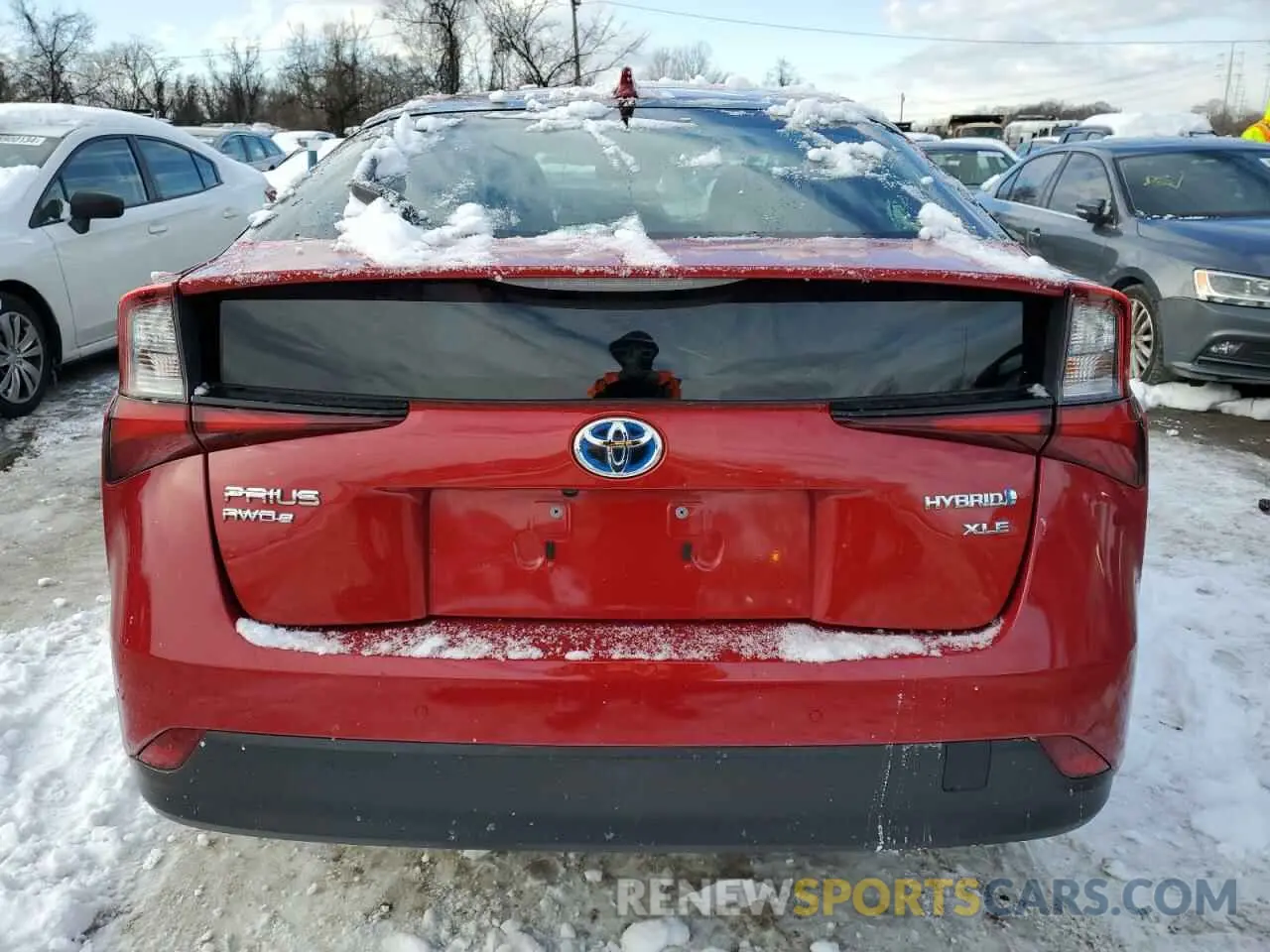 6 Photograph of a damaged car JTDL9MFUXN3038670 TOYOTA PRIUS 2022