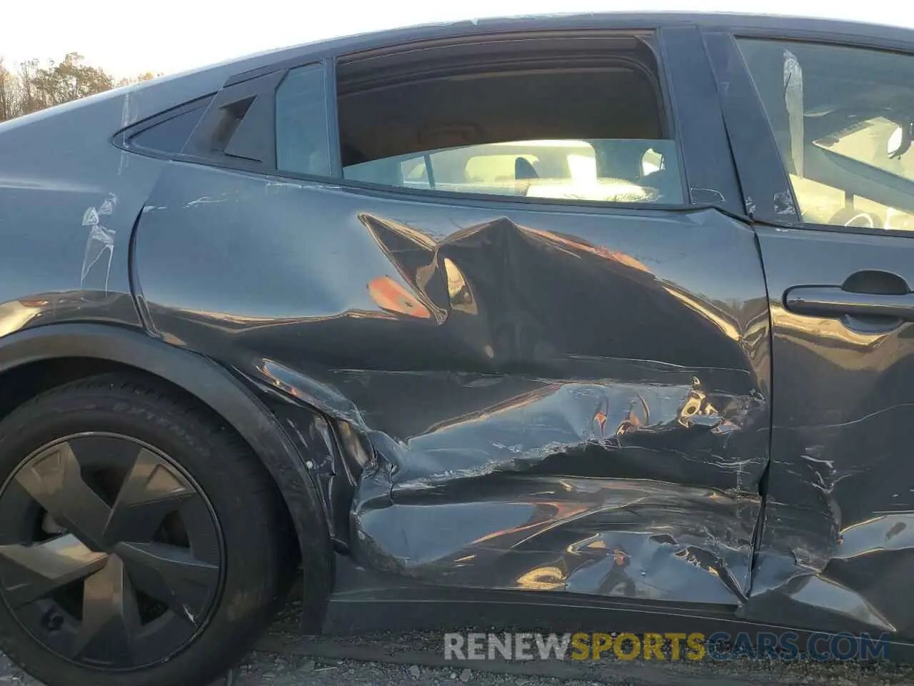 10 Photograph of a damaged car JTDACAAU0P3003234 TOYOTA PRIUS 2023