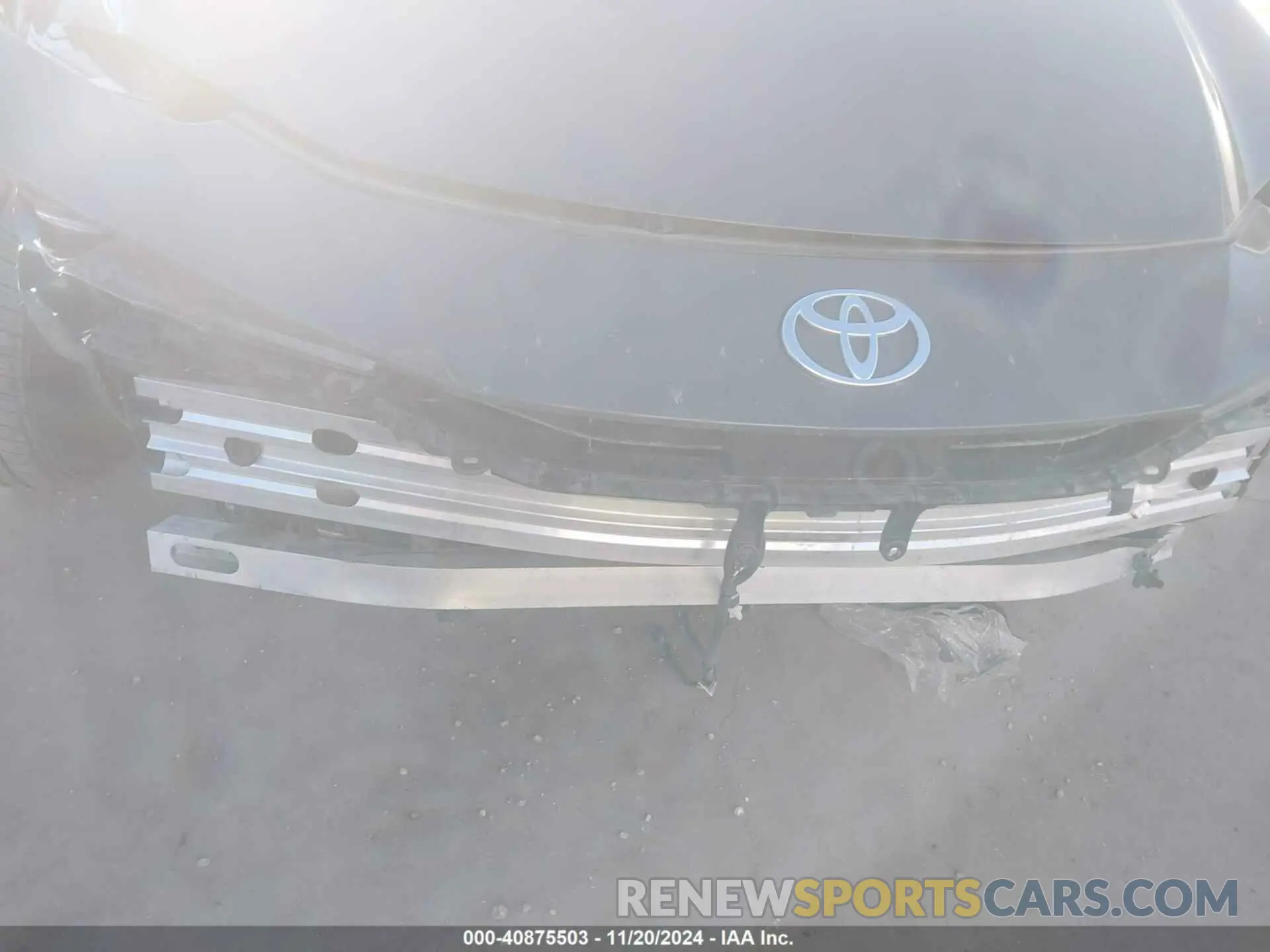 18 Photograph of a damaged car JTDACAAU2P3004417 TOYOTA PRIUS 2023