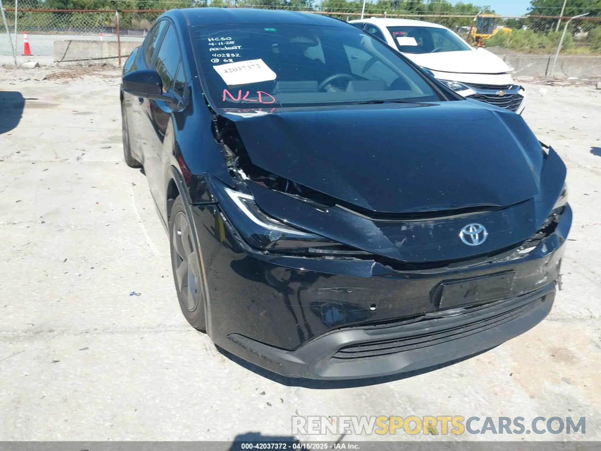19 Photograph of a damaged car JTDACAAU9P3007704 TOYOTA PRIUS 2023