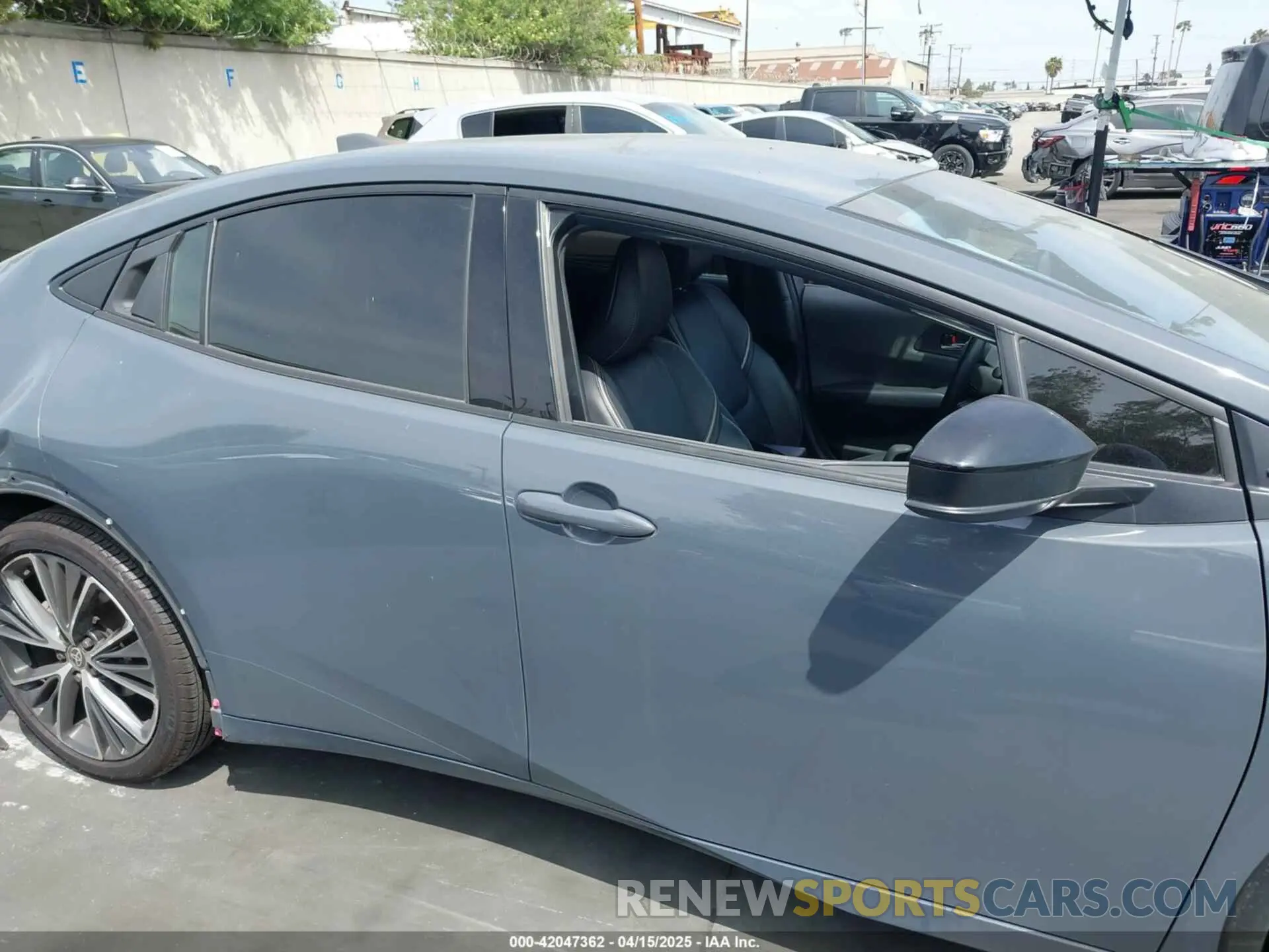 14 Photograph of a damaged car JTDACAAUXP3006206 TOYOTA PRIUS 2023