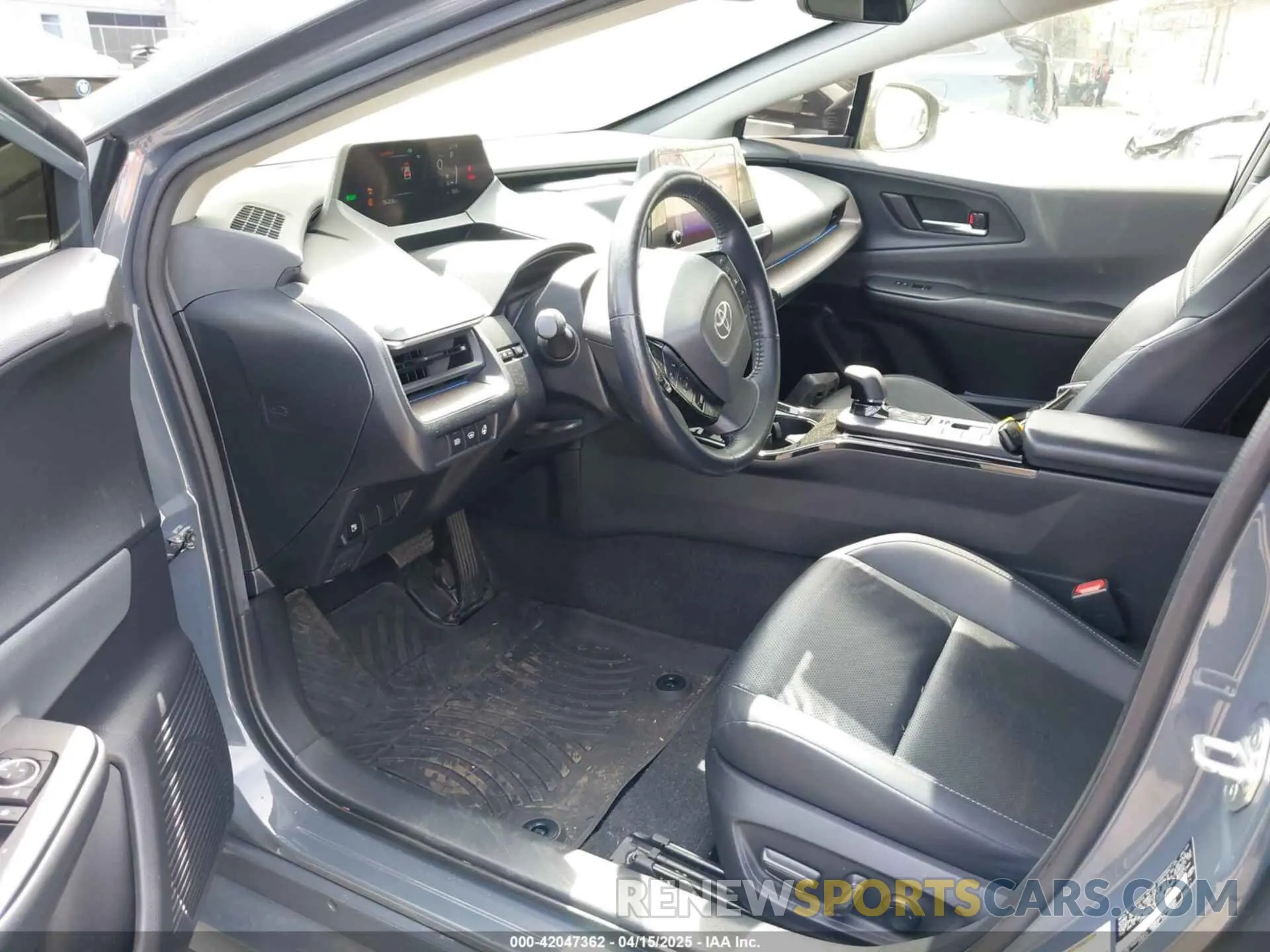 18 Photograph of a damaged car JTDACAAUXP3006206 TOYOTA PRIUS 2023