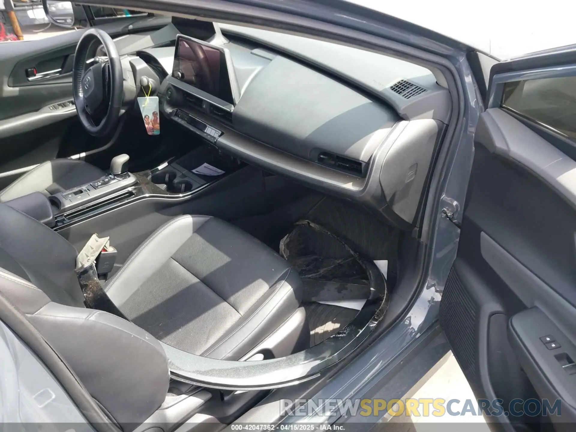 5 Photograph of a damaged car JTDACAAUXP3006206 TOYOTA PRIUS 2023