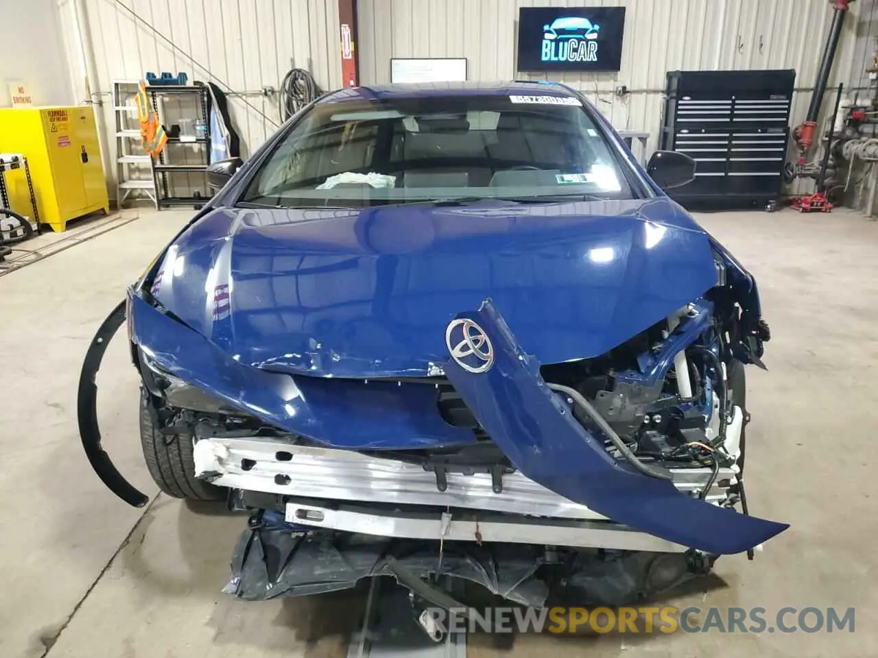5 Photograph of a damaged car JTDACAAUXP3010661 TOYOTA PRIUS 2023