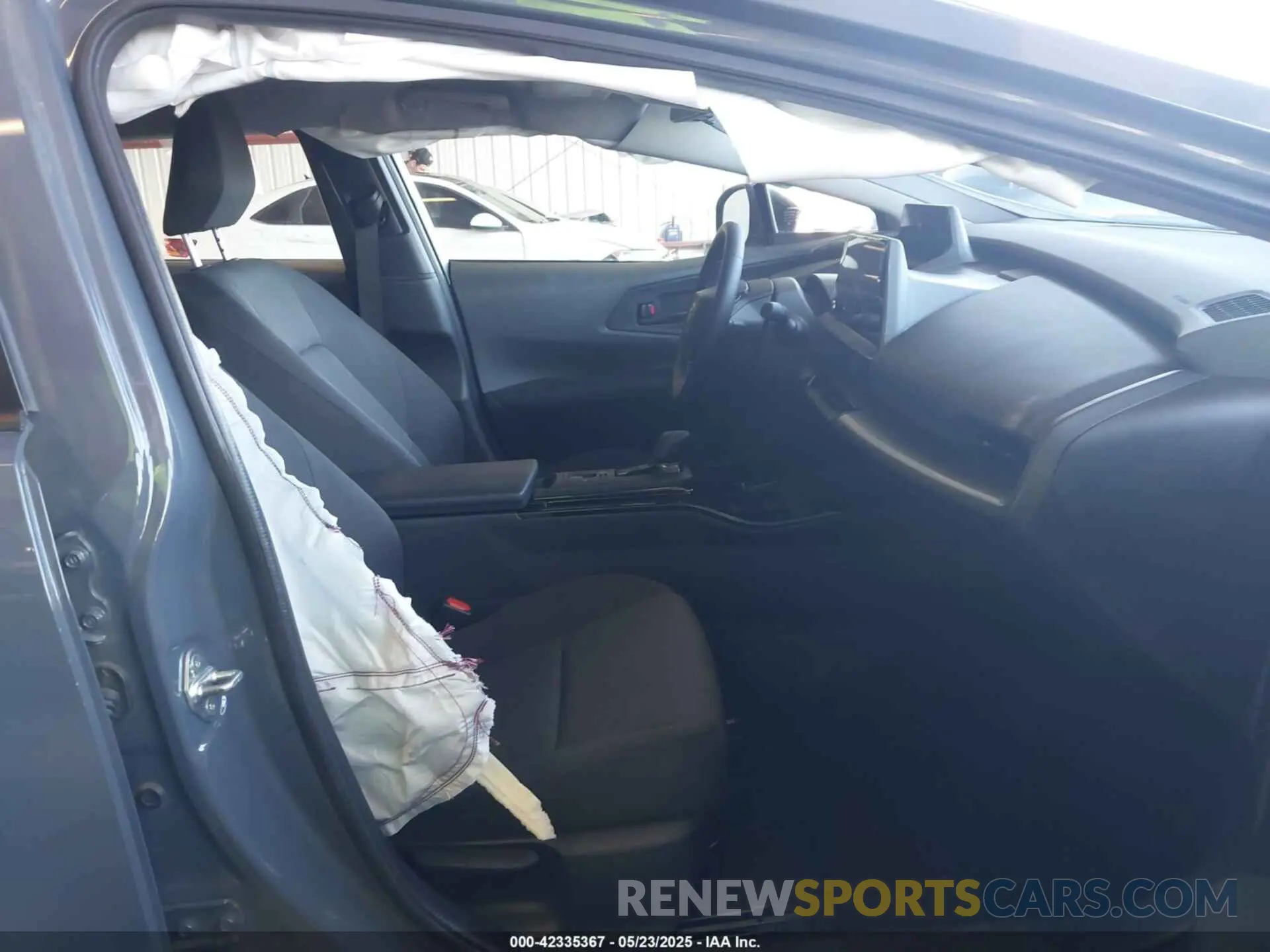 5 Photograph of a damaged car JTDACAAU0R3017315 TOYOTA PRIUS 2024