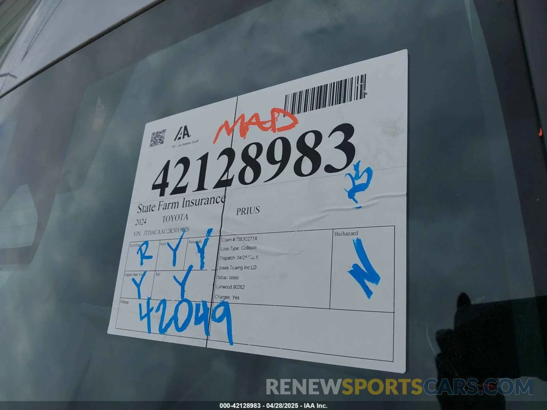 18 Photograph of a damaged car JTDACAAU2R3019020 TOYOTA PRIUS 2024