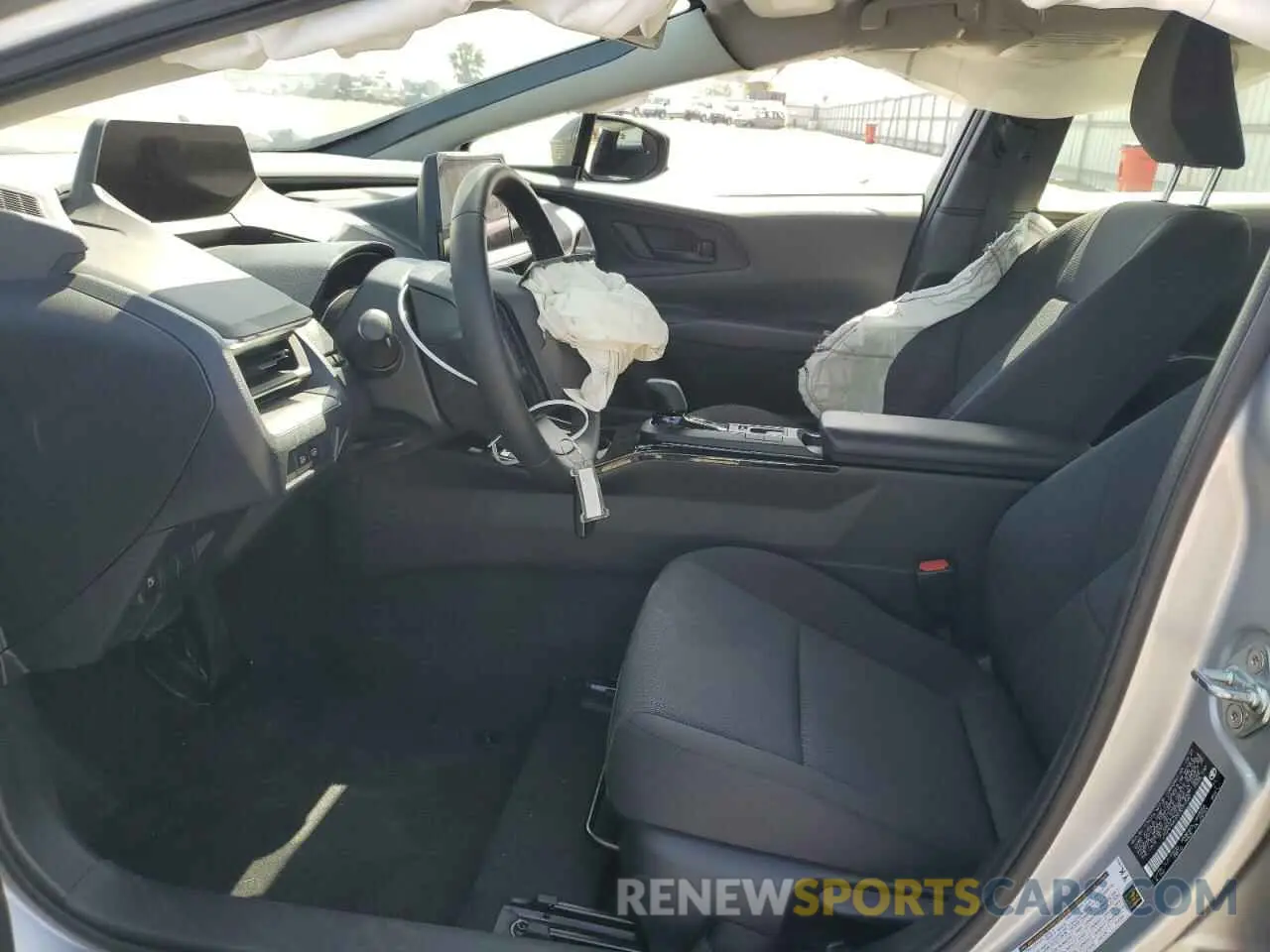 7 Photograph of a damaged car JTDACAAU2R3031040 TOYOTA PRIUS 2024