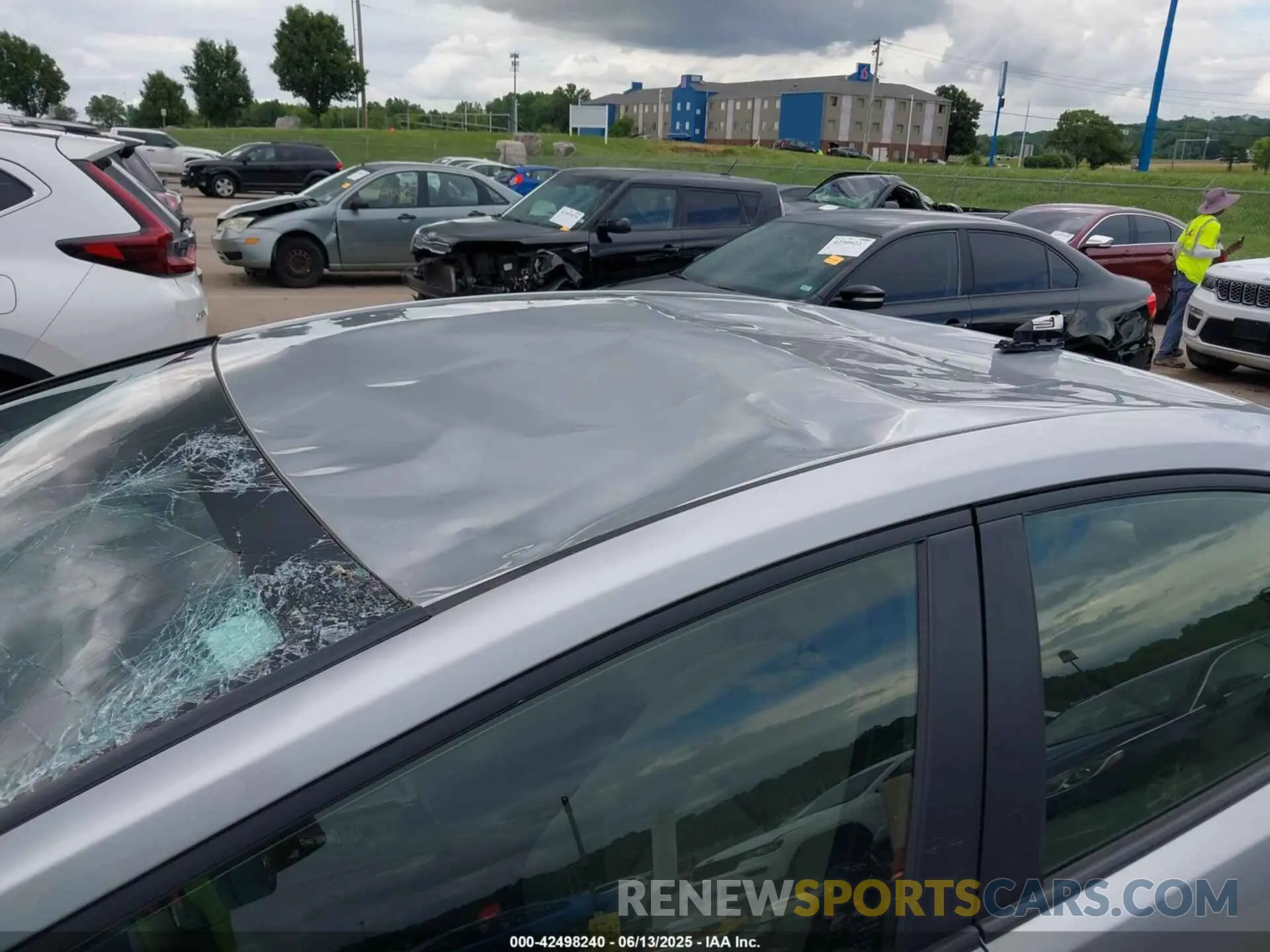 6 Photograph of a damaged car JTDACAAU2R3035699 TOYOTA PRIUS 2024