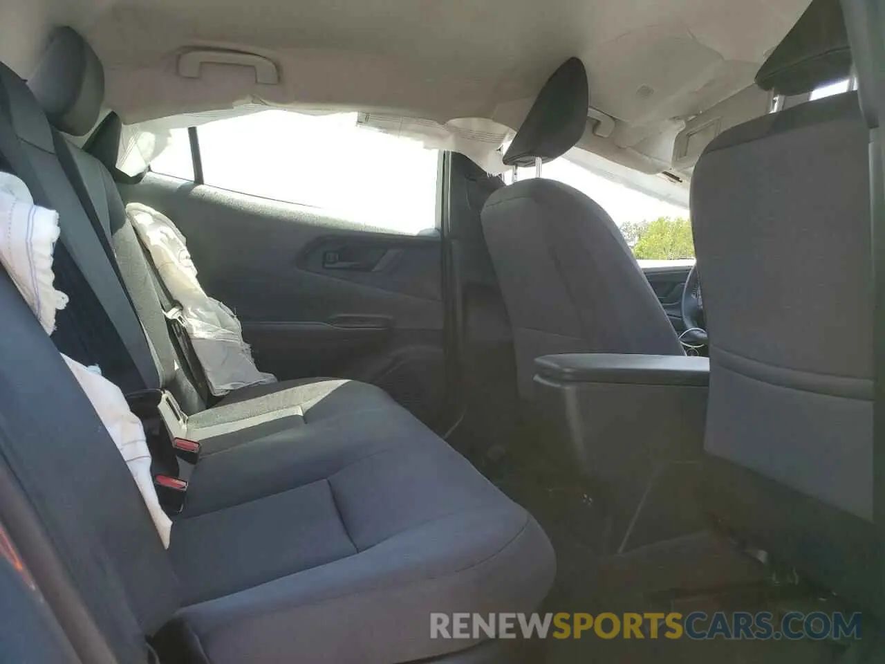 10 Photograph of a damaged car JTDACAAU5R3017164 TOYOTA PRIUS 2024