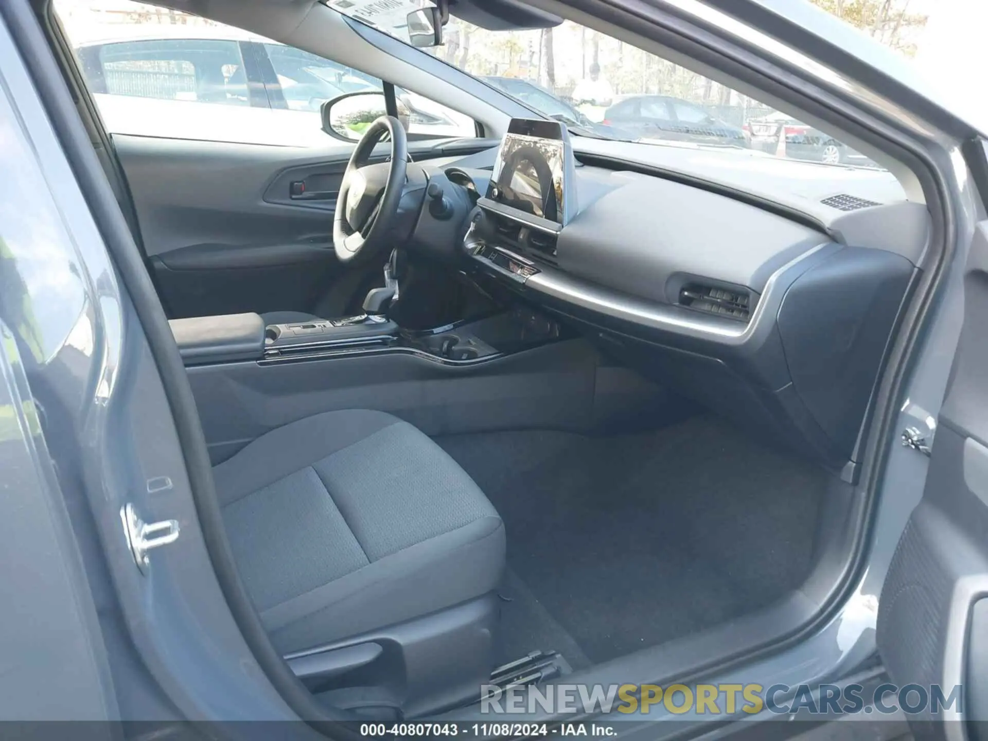 5 Photograph of a damaged car JTDACAAU5R3022011 TOYOTA PRIUS 2024