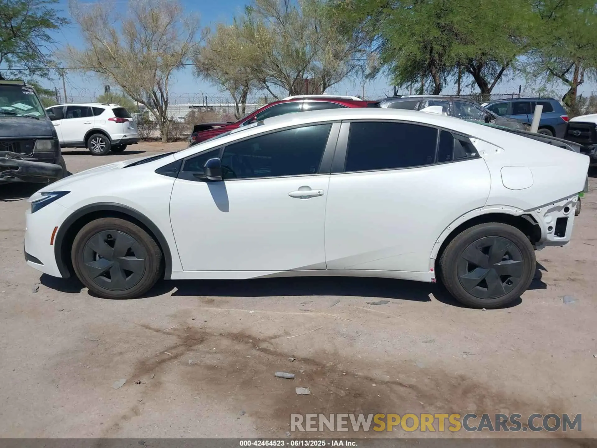15 Photograph of a damaged car JTDACAAU5R3046244 TOYOTA PRIUS 2024