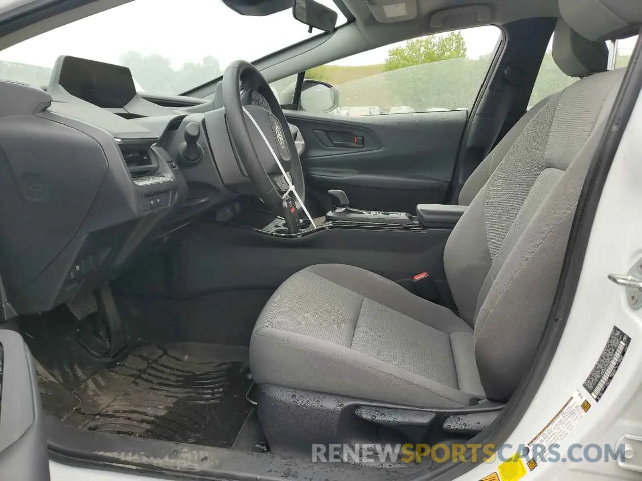 7 Photograph of a damaged car JTDACAAU6R3015701 TOYOTA PRIUS 2024