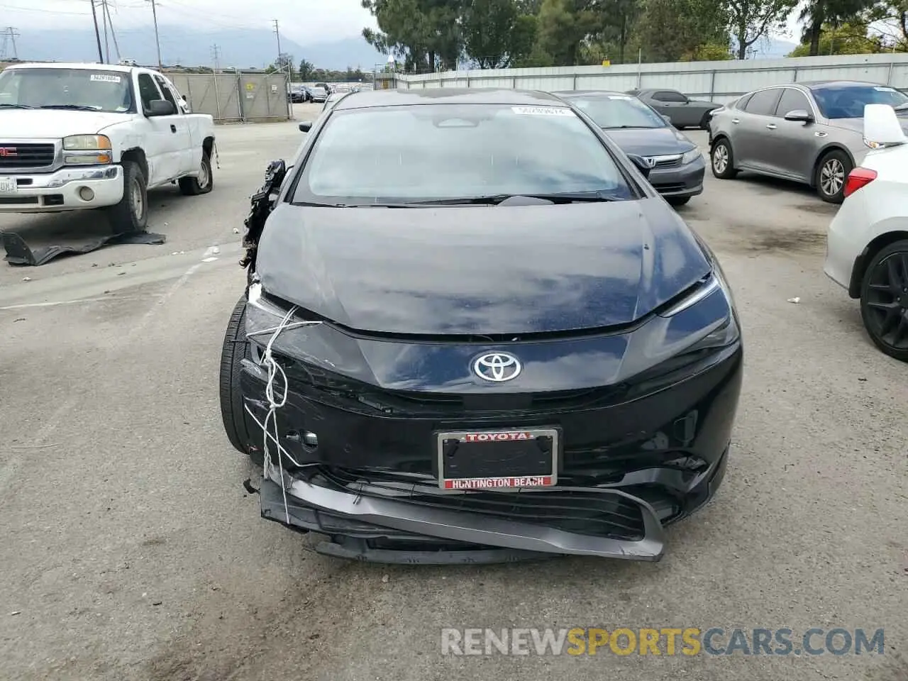 5 Photograph of a damaged car JTDACAAU6R3016637 TOYOTA PRIUS 2024