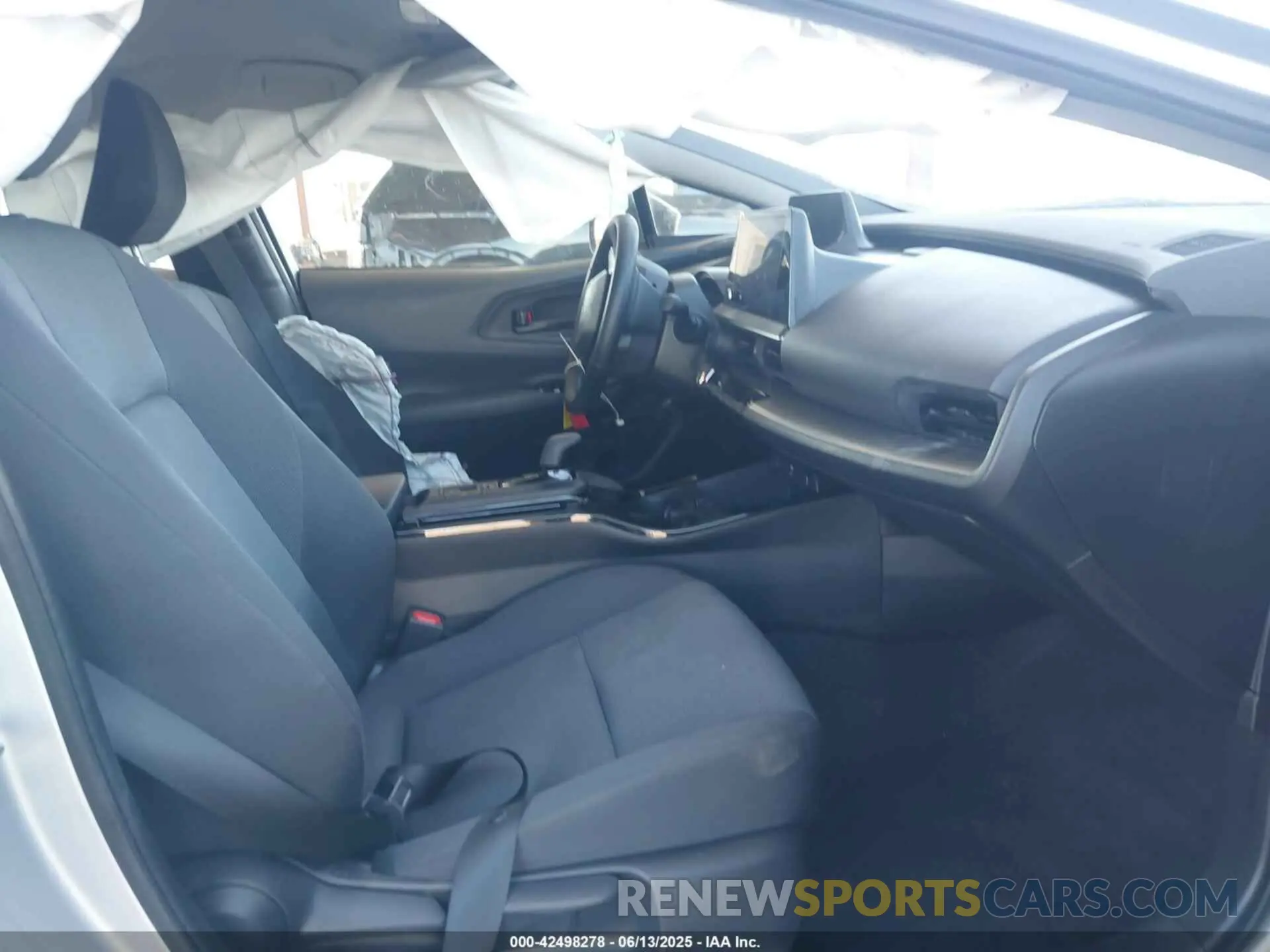 5 Photograph of a damaged car JTDACAAU8R3020446 TOYOTA PRIUS 2024
