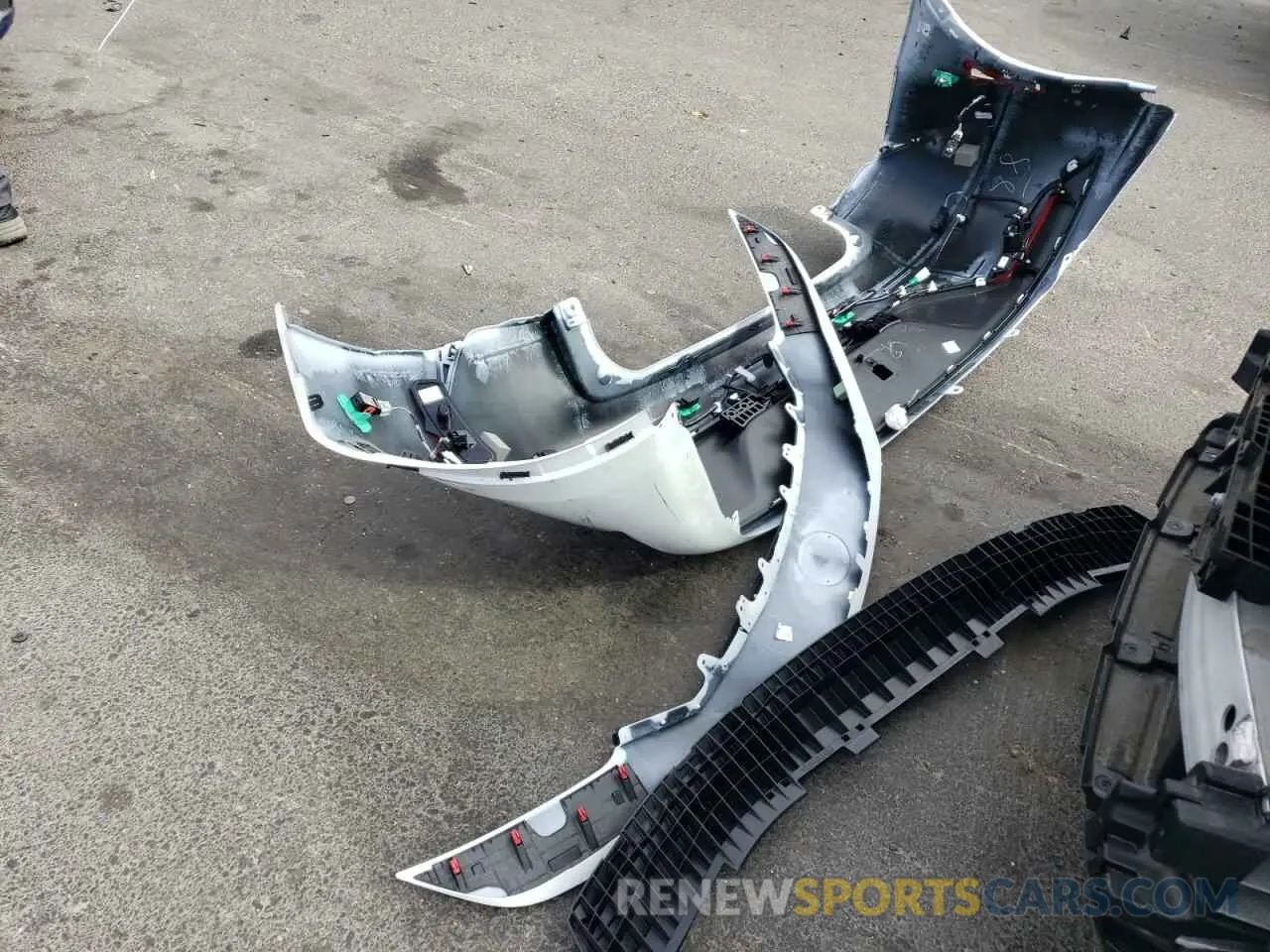 12 Photograph of a damaged car JTDACAAU8R3026652 TOYOTA PRIUS 2024